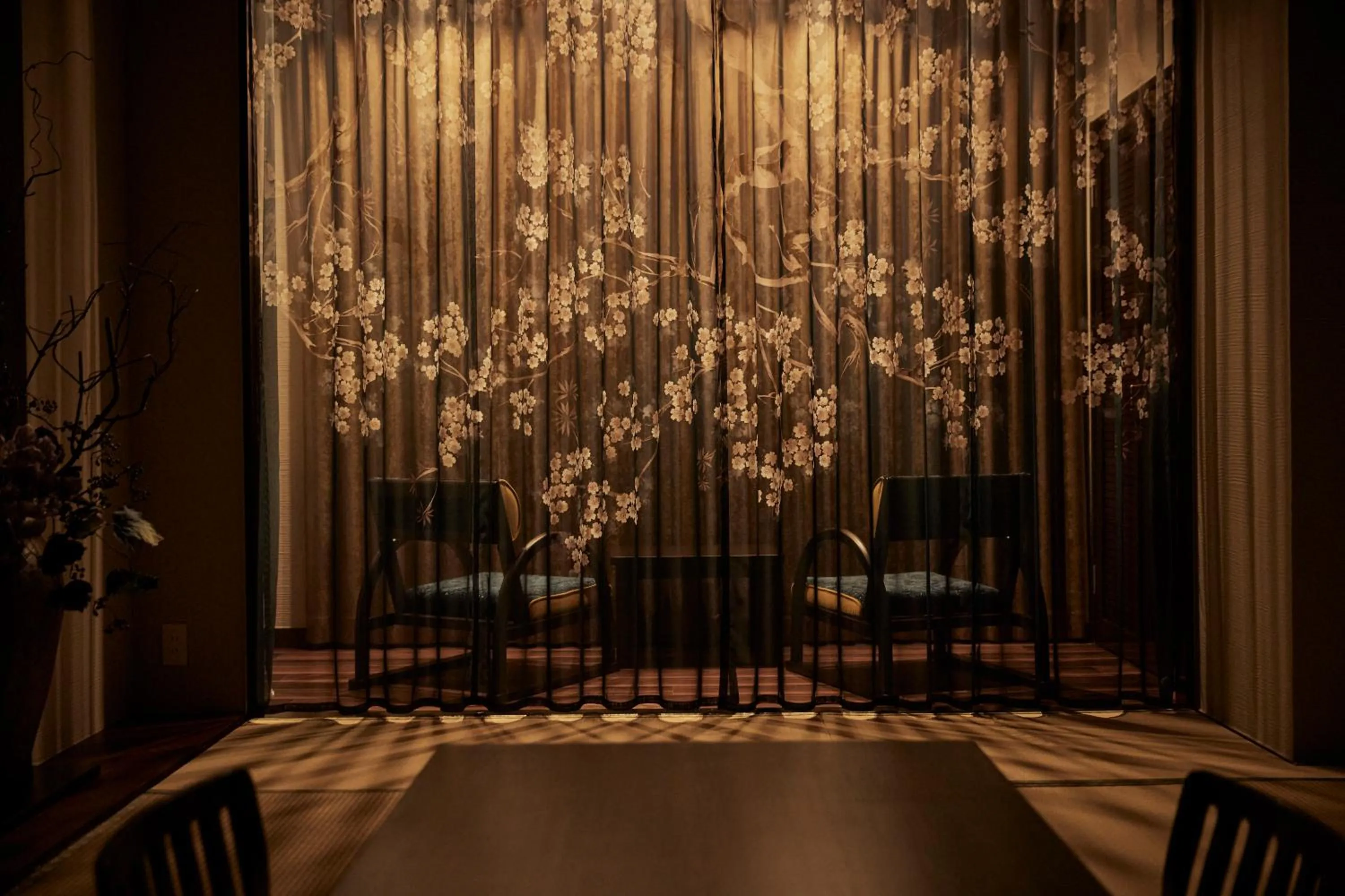 Decorative detail in Kamisuwa Onsen Shinyu