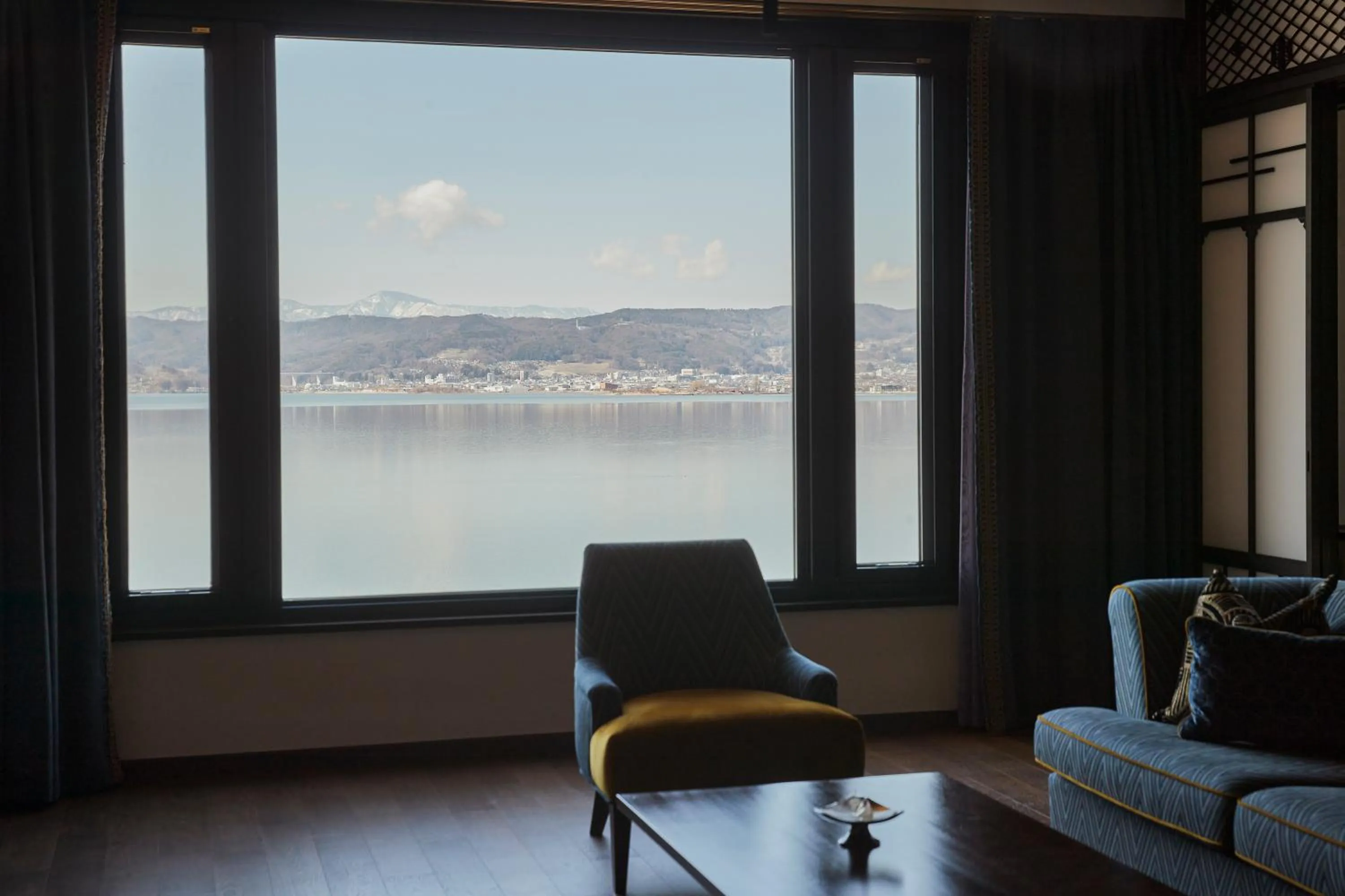 Photo of the whole room in Kamisuwa Onsen Shinyu