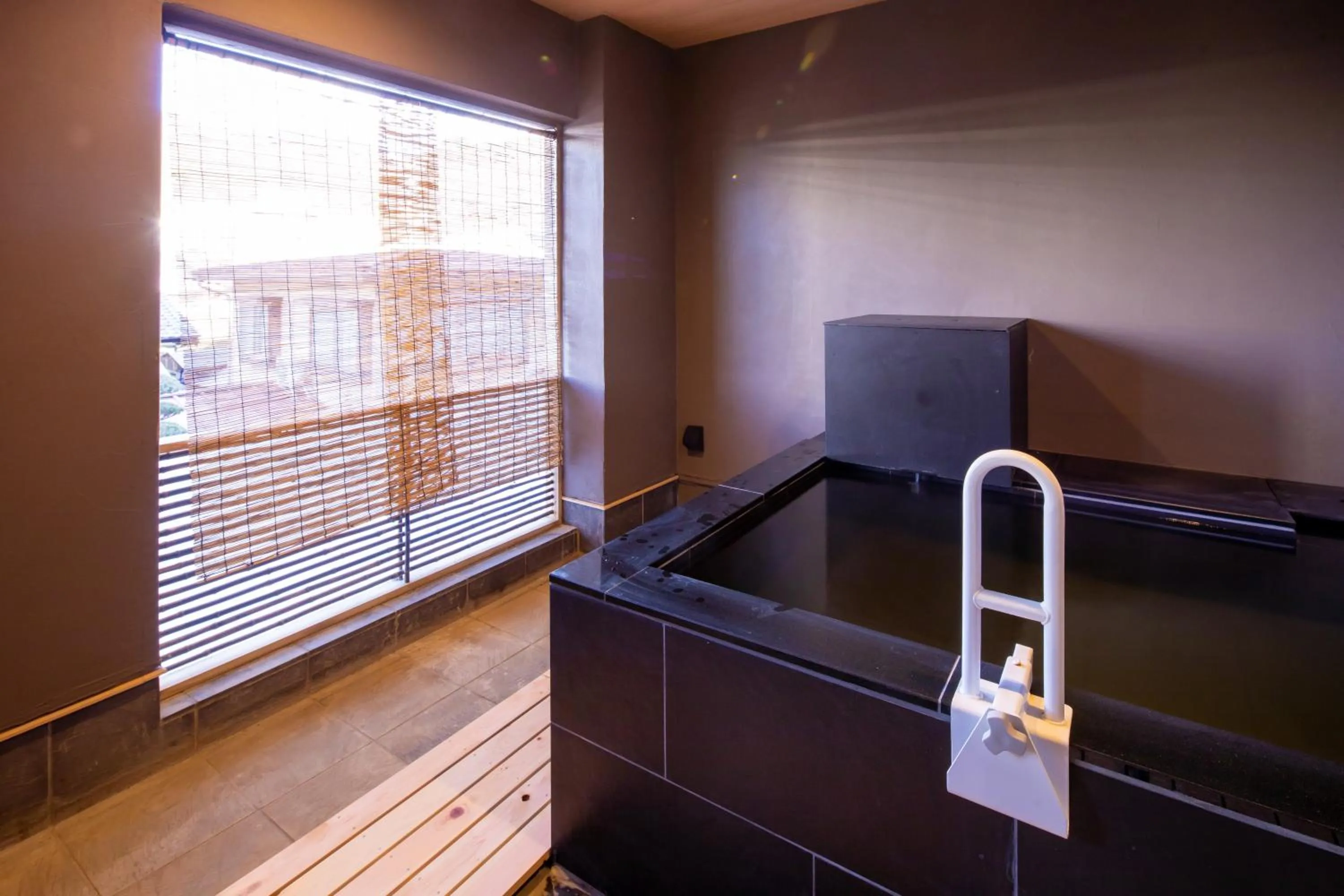 Open Air Bath in Kamisuwa Onsen Shinyu