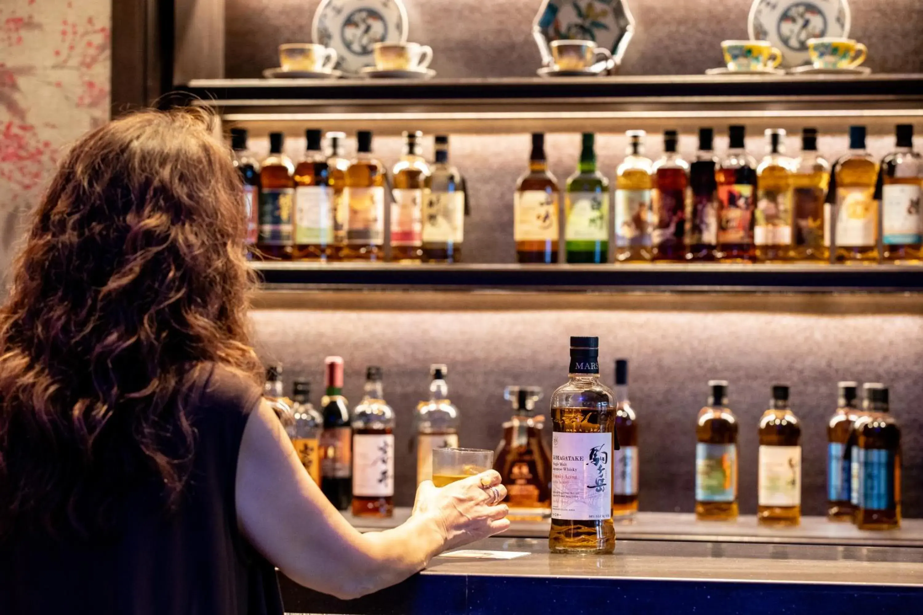 Lounge or bar in Kamisuwa Onsen Shinyu Lounge or bar in Kamisuwa Onsen Shinyu