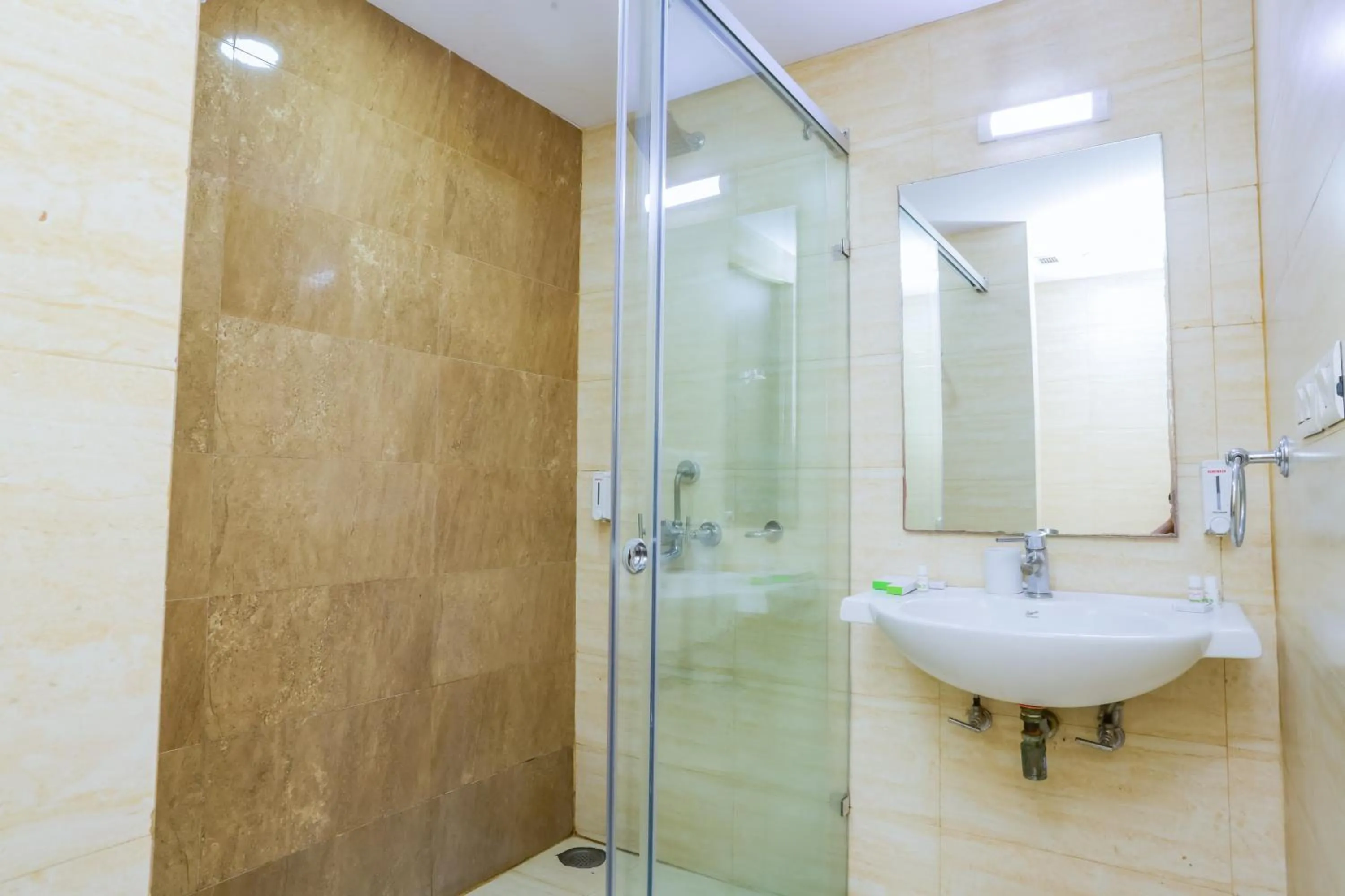 Bathroom in Hyphen Premier-Business Hotel