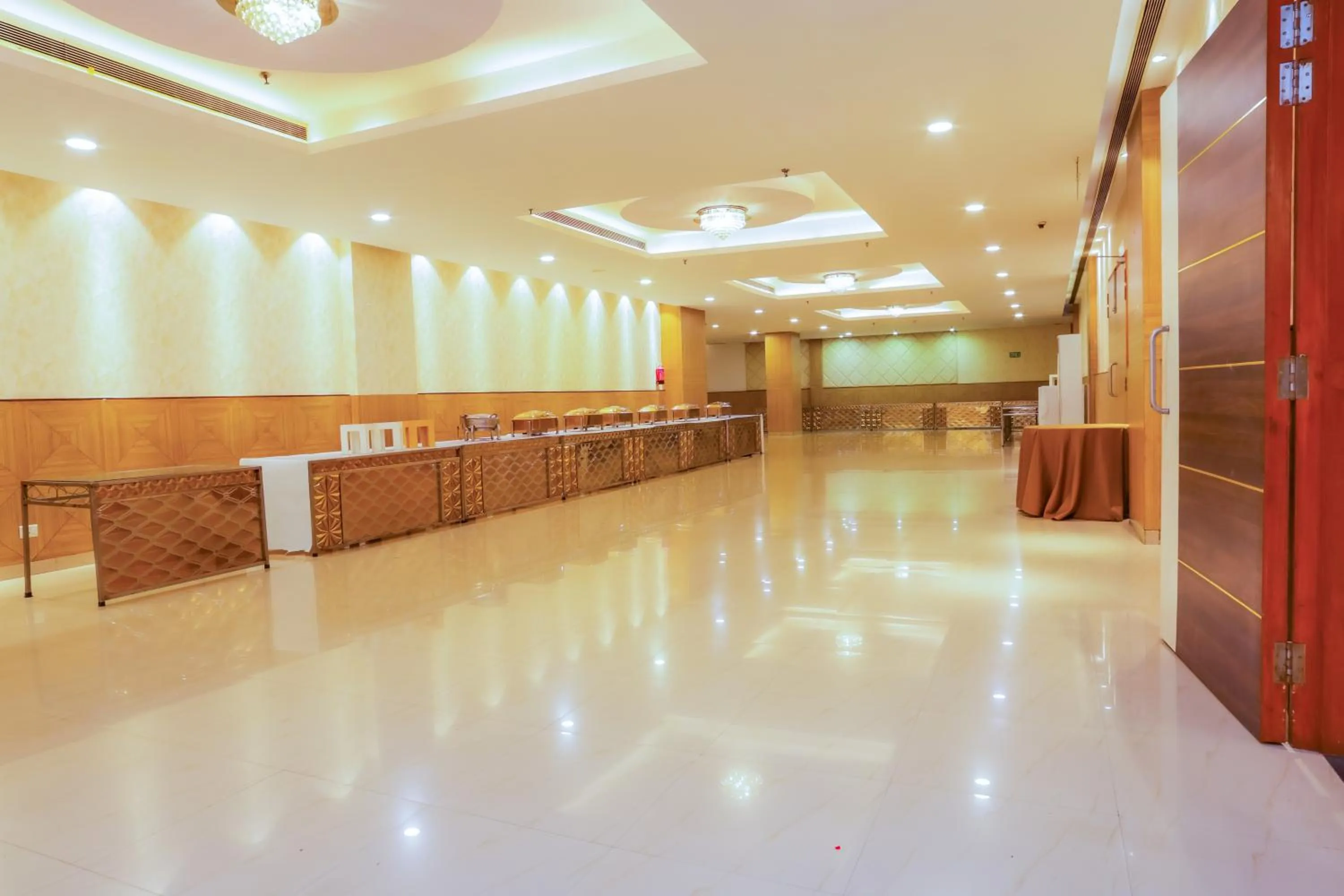 Banquet/Function facilities in Hyphen Premier-Business Hotel