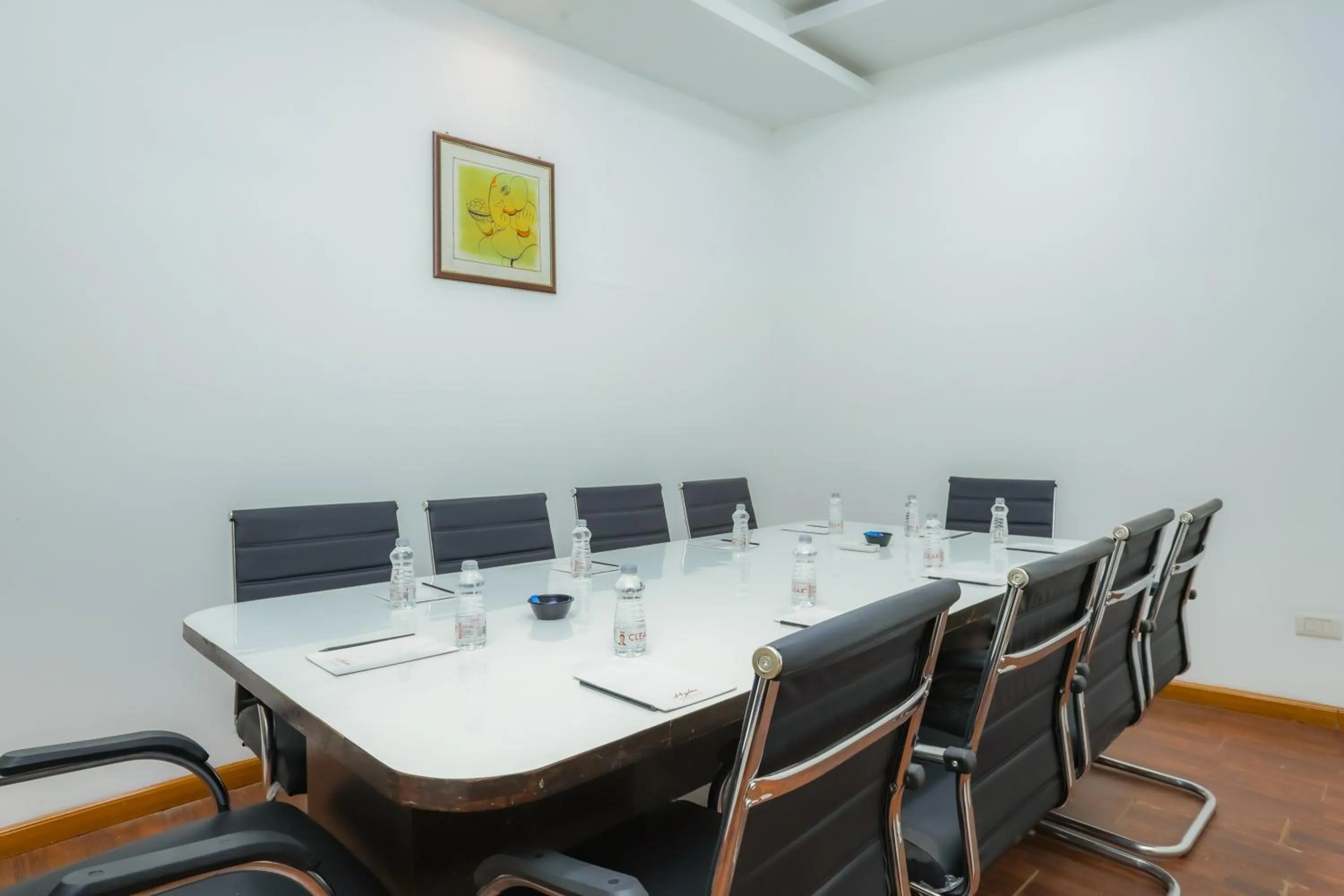 Meeting/conference room in Hyphen Premier-Business Hotel