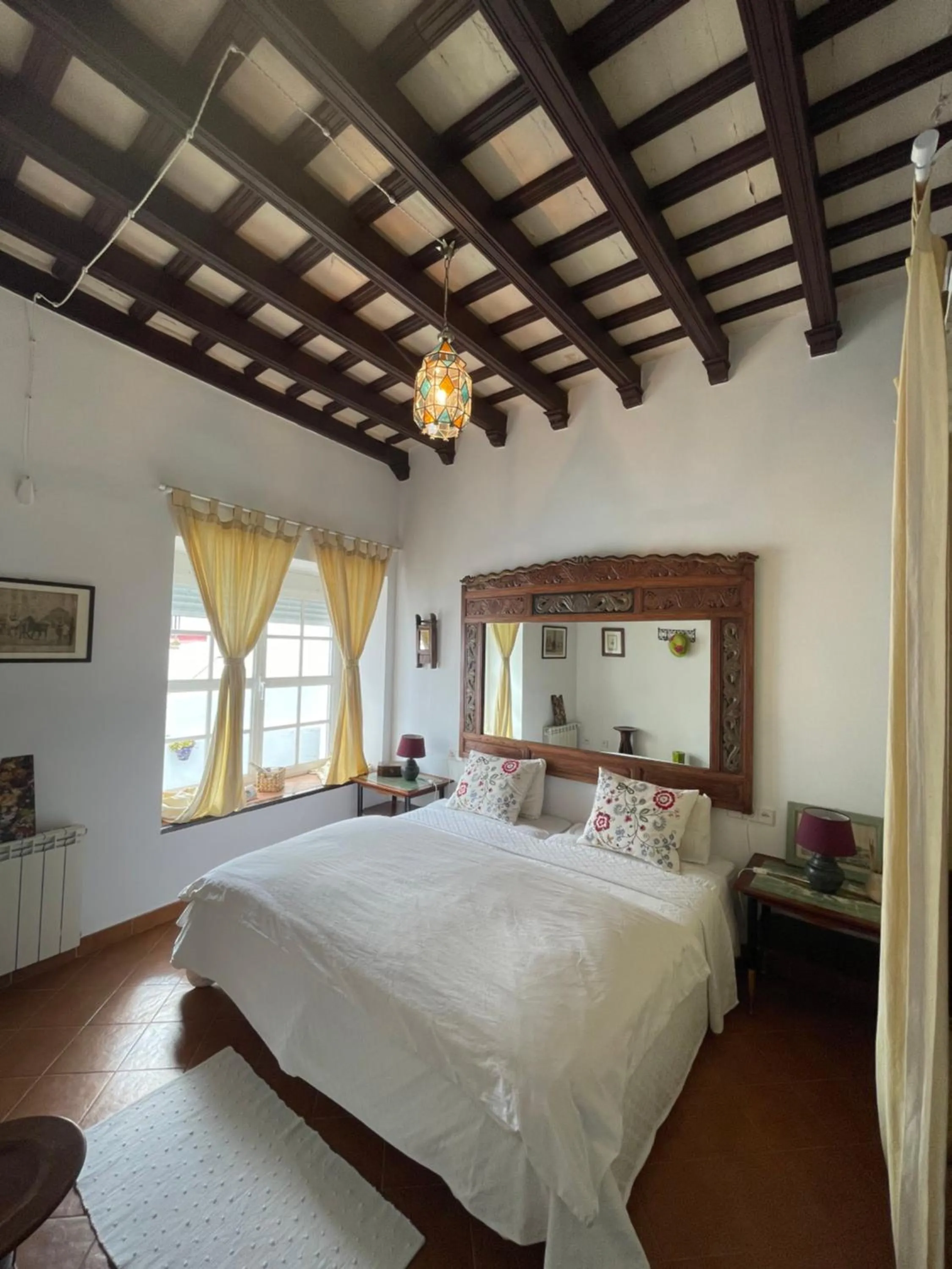 Photo of the whole room, Bed in Casa Antigua - Terraza con Vistas al Mar