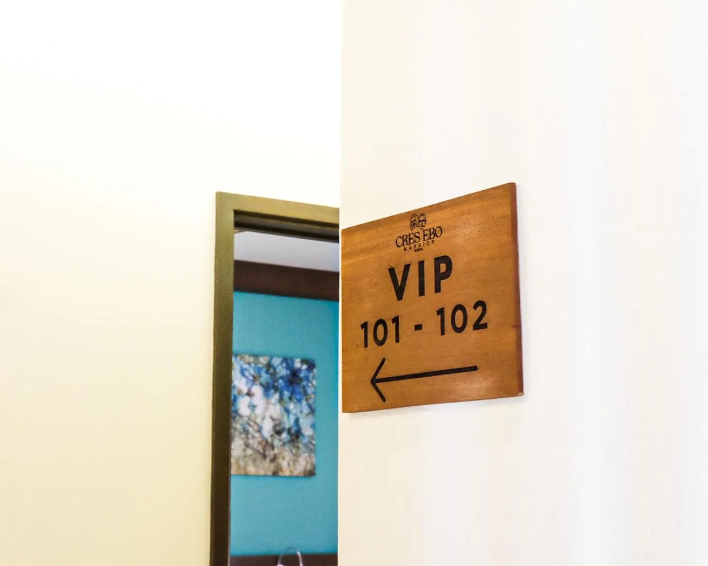 Property building in Cresebo Mansion