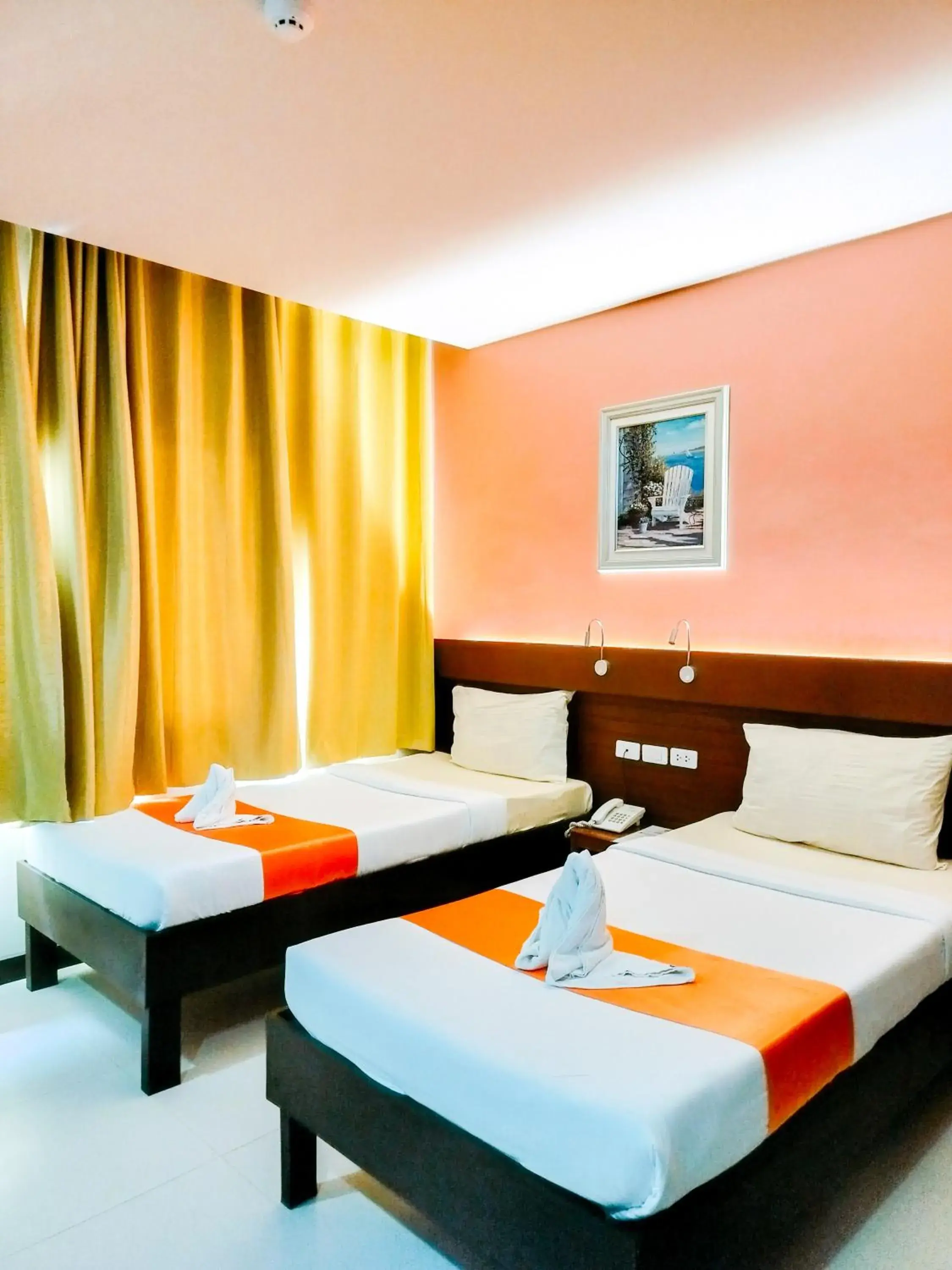 Bed in Cresebo Mansion Bed in Cresebo Mansion