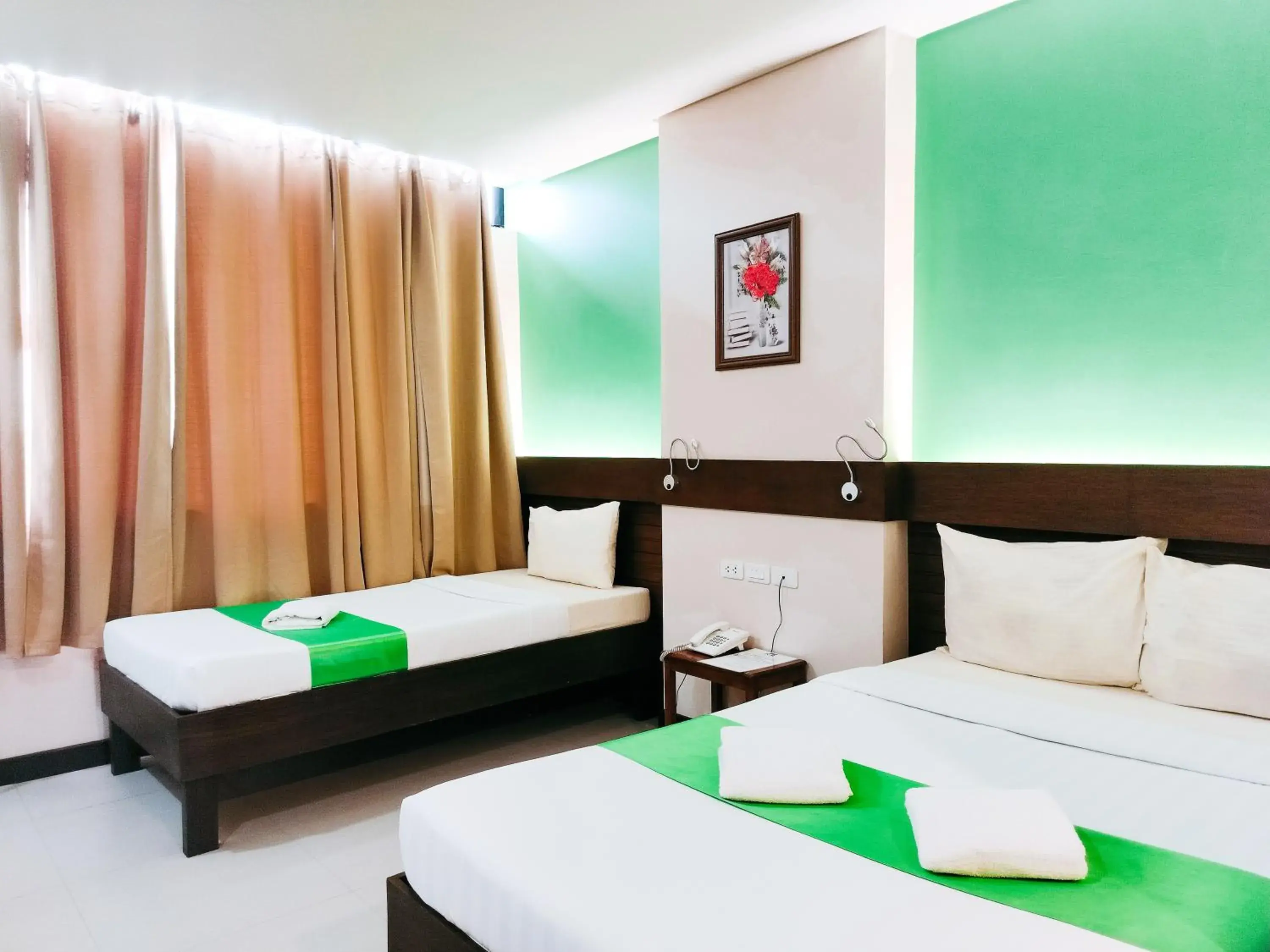 Bed in Cresebo Mansion Bed in Cresebo Mansion