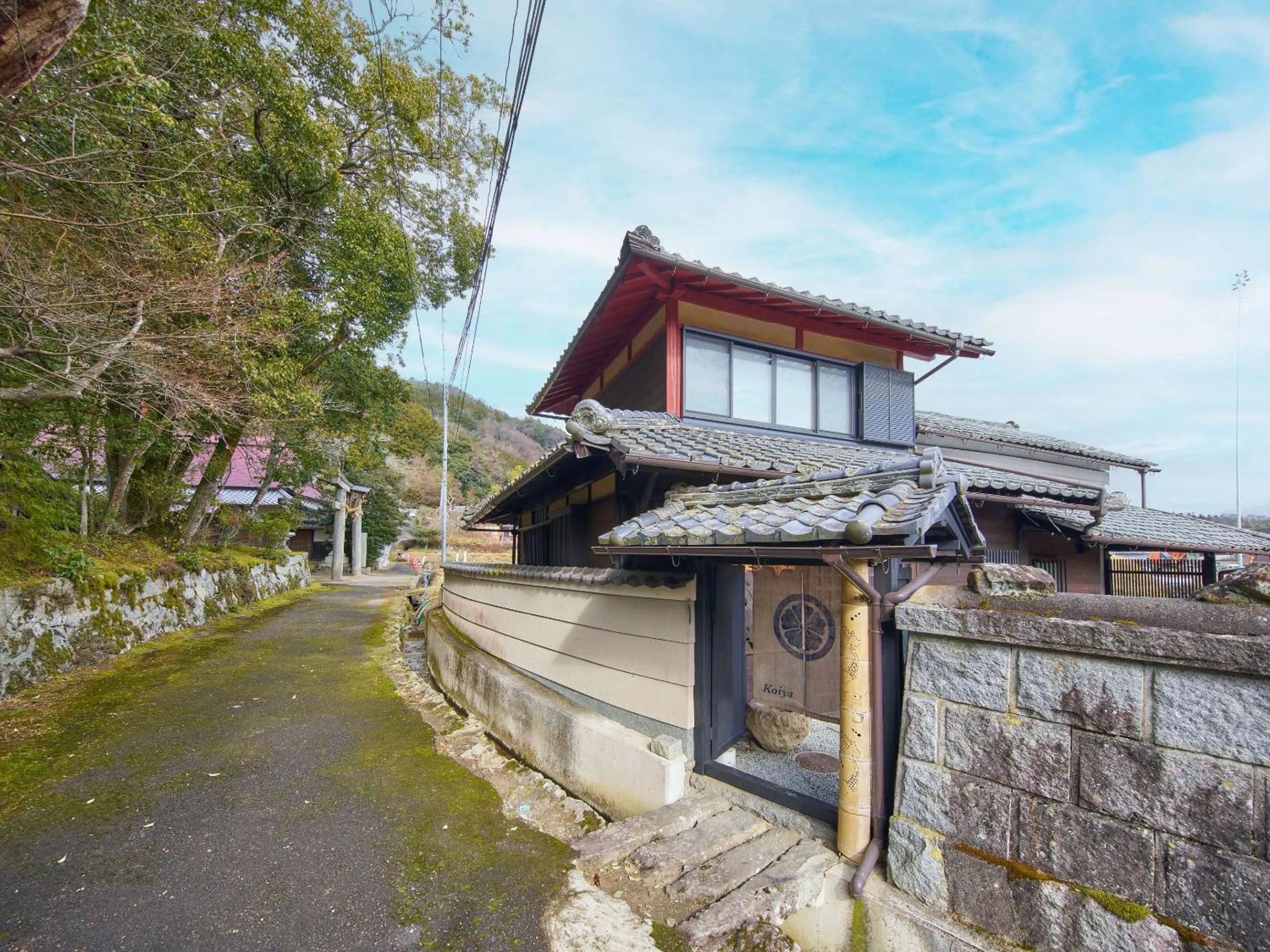 Property building in Koiya