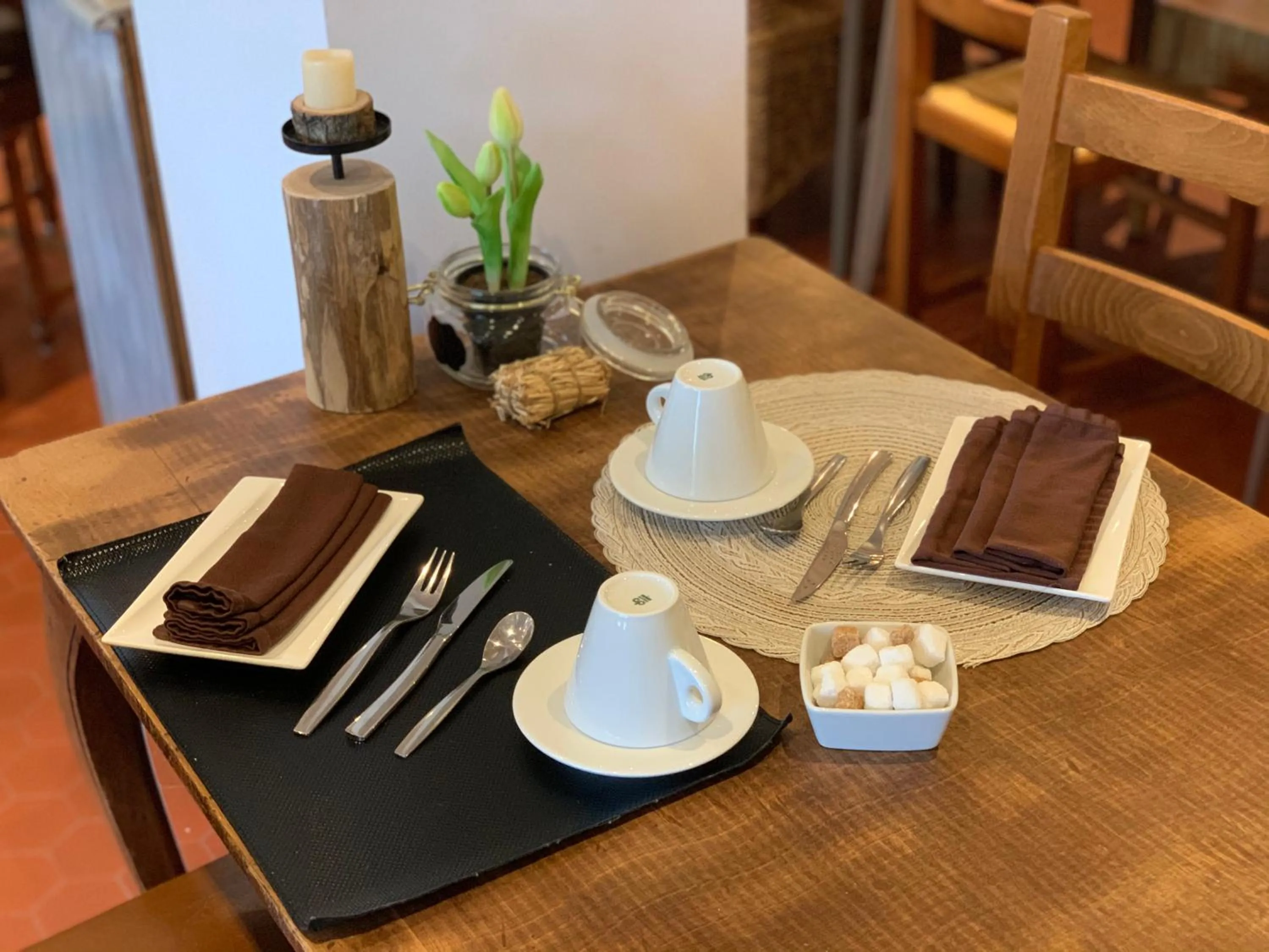 Buffet breakfast in Logis Hotel Maison Carrée Restaurant O Carré dArt