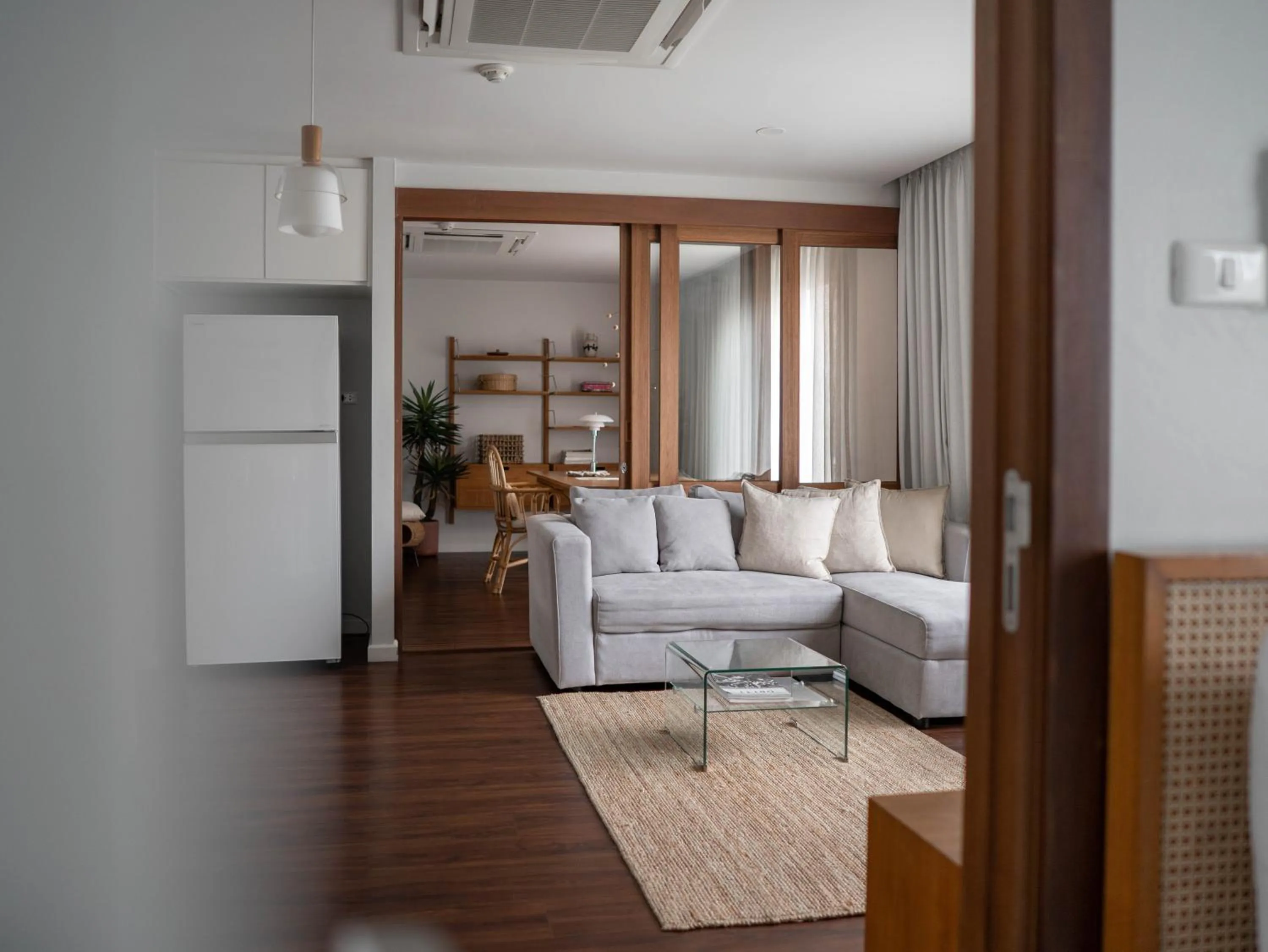 Living room in The Earth Hotel