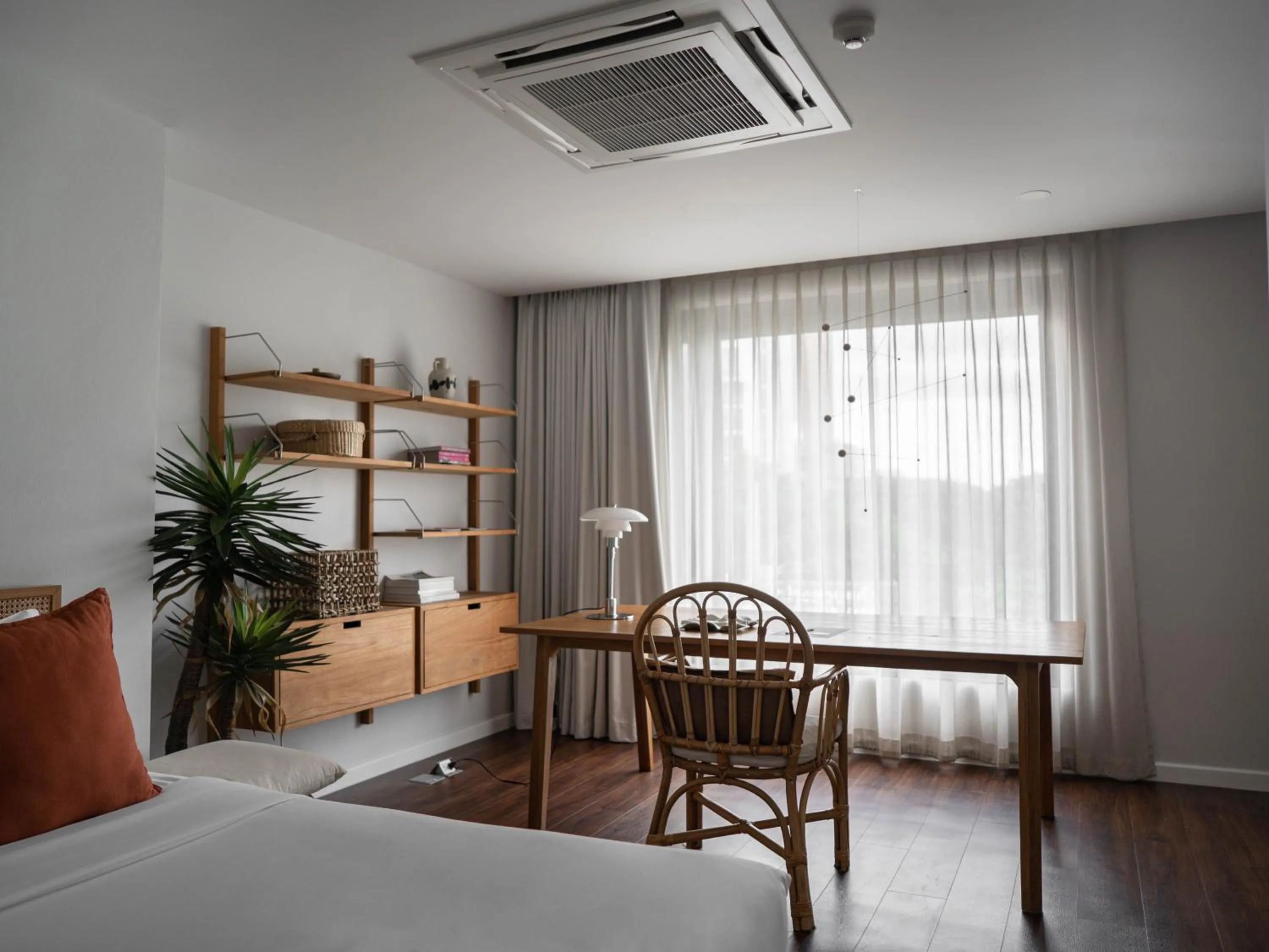 Bedroom, Bed in The Earth Hotel