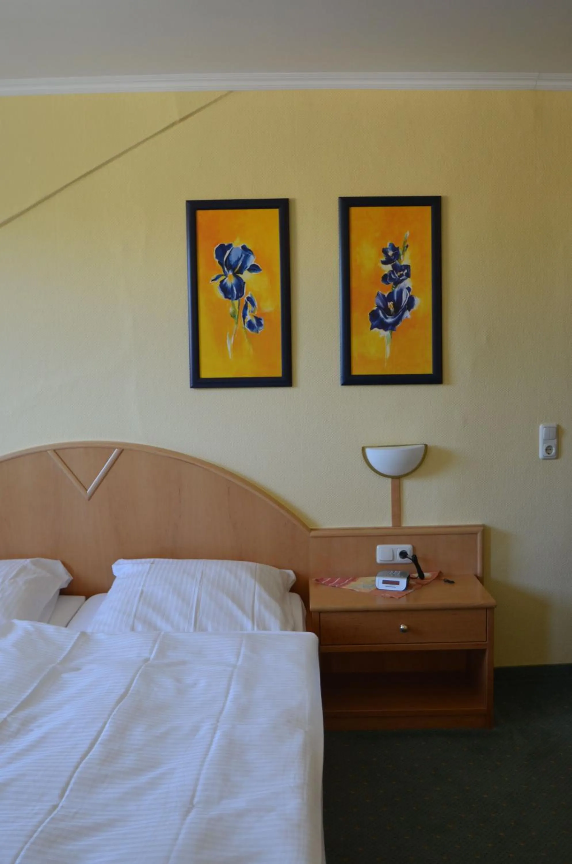 Decorative detail, Bed in Hotel Zwei Mohren