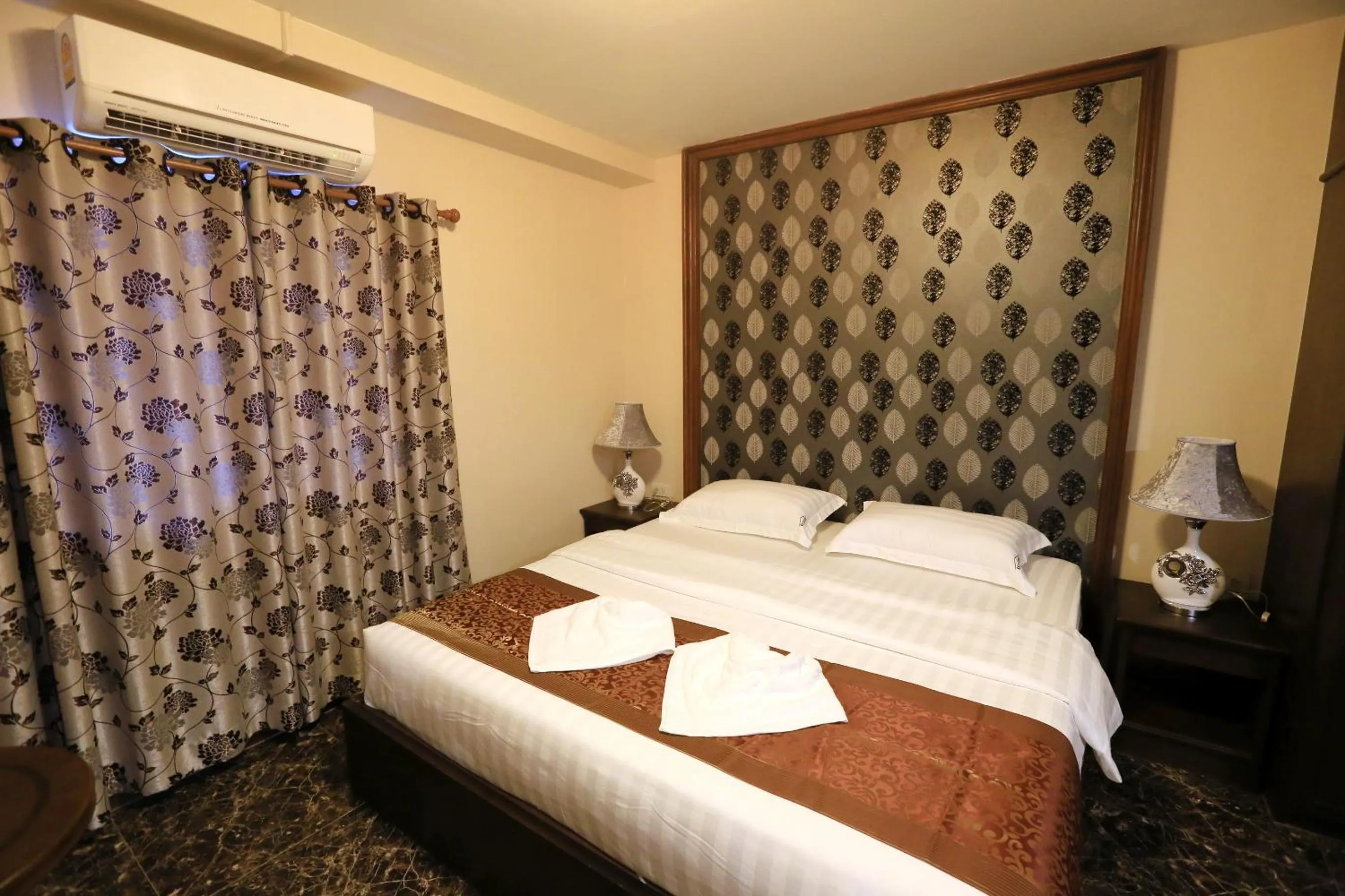 Bed in Katesiree House