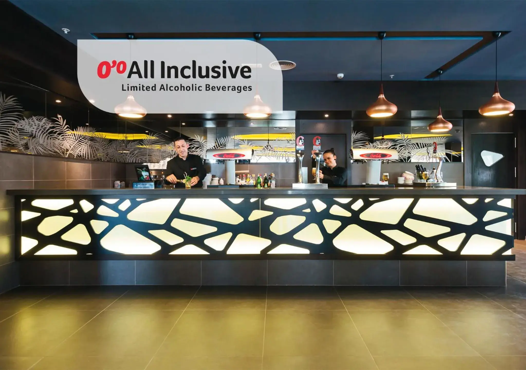 Lounge or bar in Hotel Riu Bravo - 0'0 All Inclusive Lounge or bar in Hotel Riu Bravo - 0'0 All Inclusive