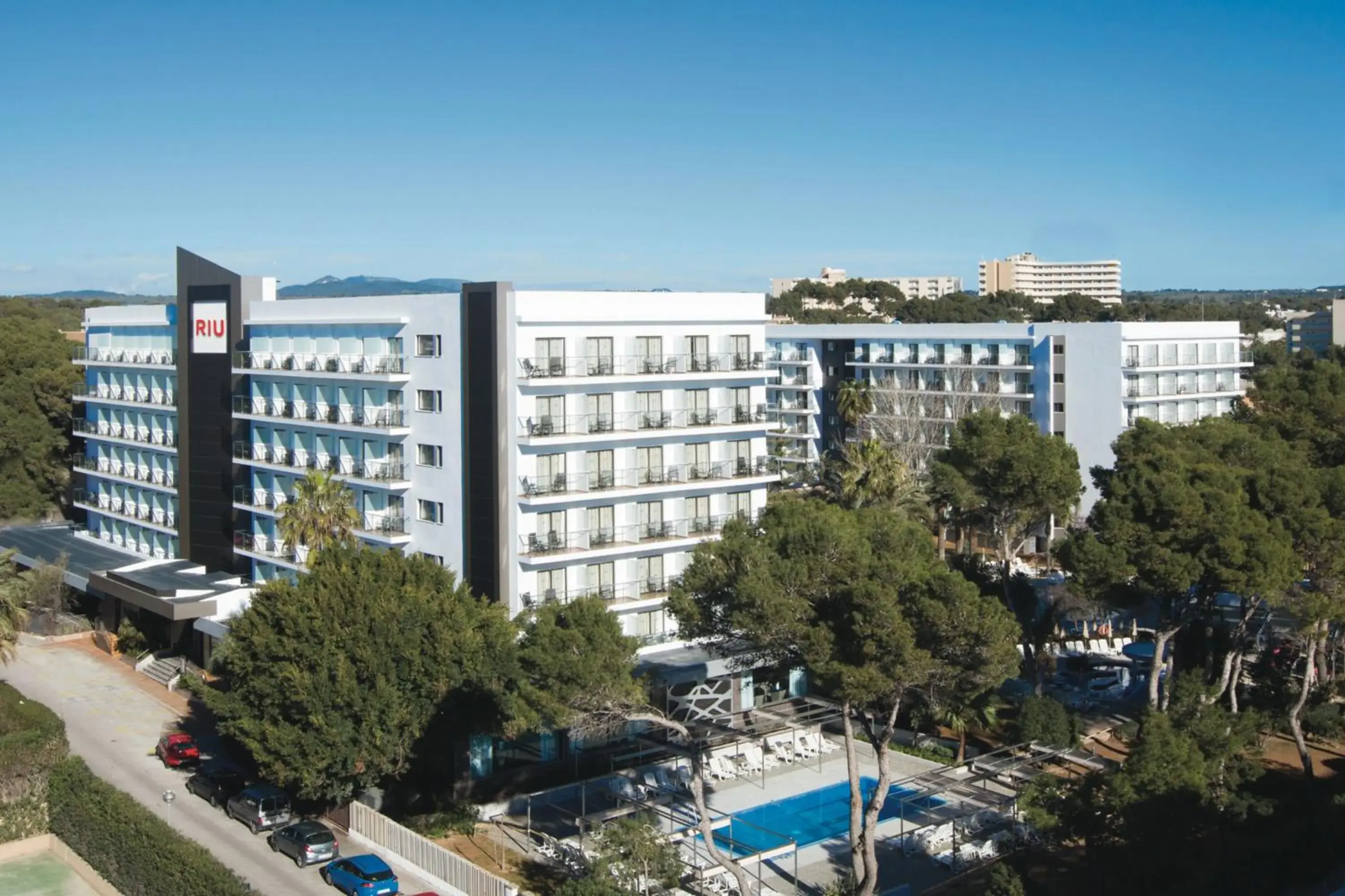 Property building in Hotel Riu Bravo - 0'0 All Inclusive Property building in Hotel Riu Bravo - 0'0 All Inclusive