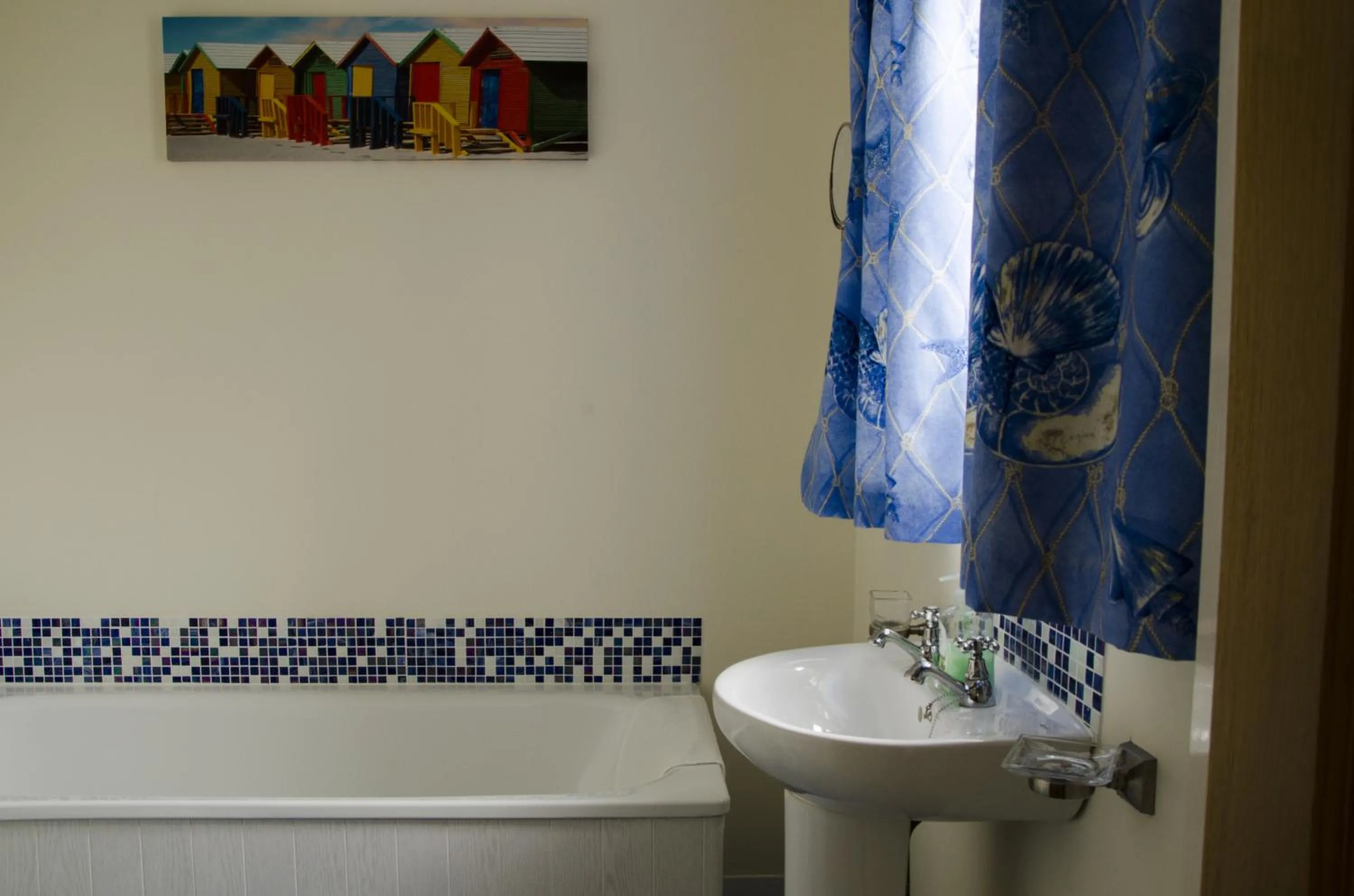 Bathroom in Ulster Cottages 4 miles From Portrush Bushmills Coleraine and Ballymoney
