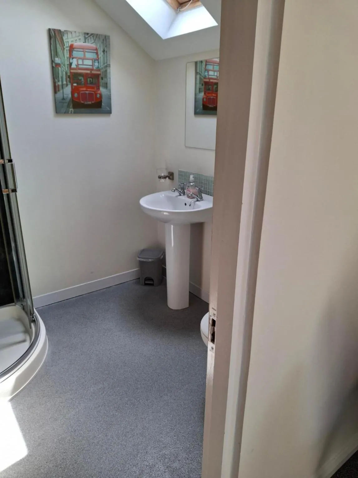 Toilet in Ulster Cottages 4 miles From Portrush Bushmills Coleraine and Ballymoney