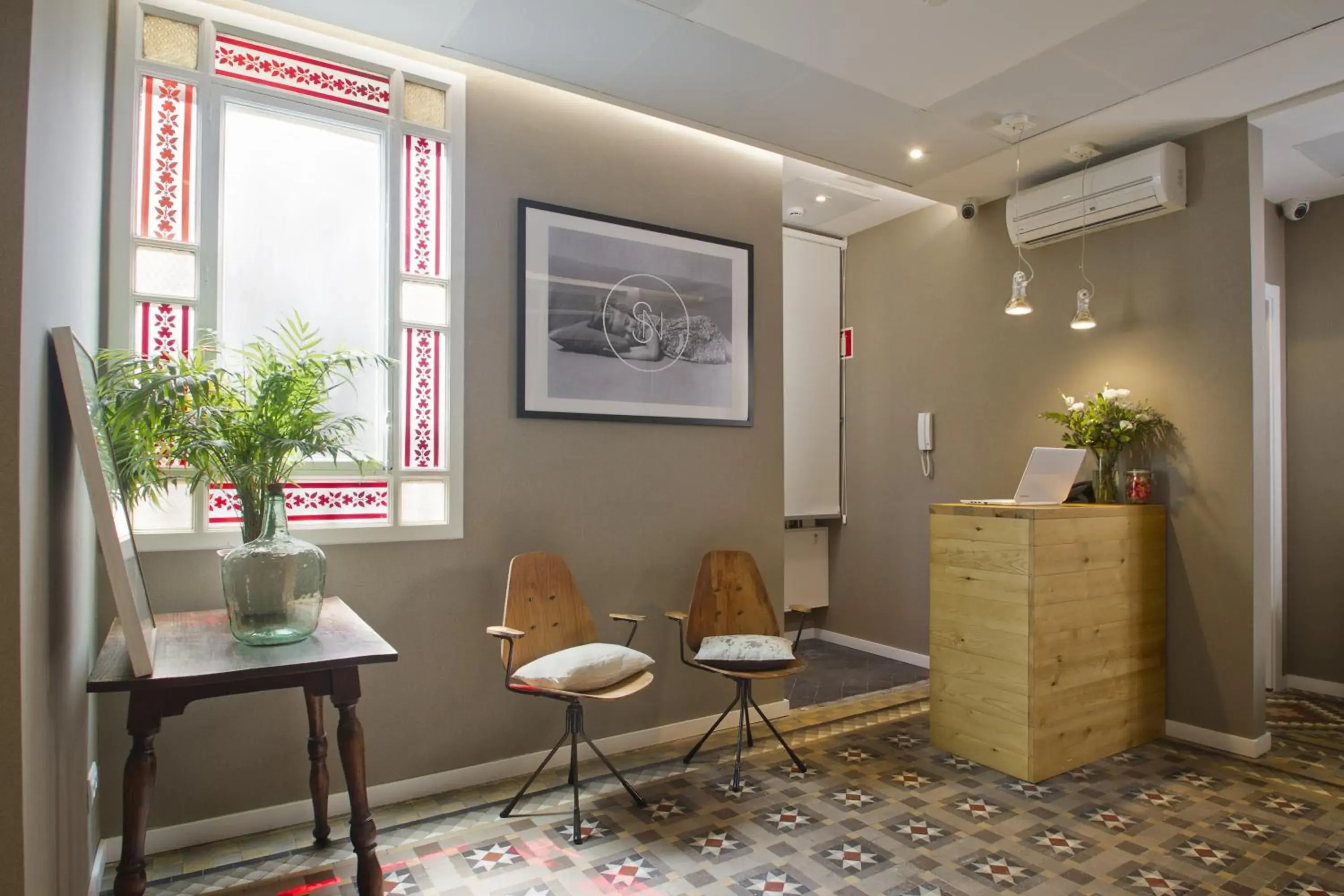 Lobby or reception in Som Nit Triomf Lobby or reception in Som Nit Triomf