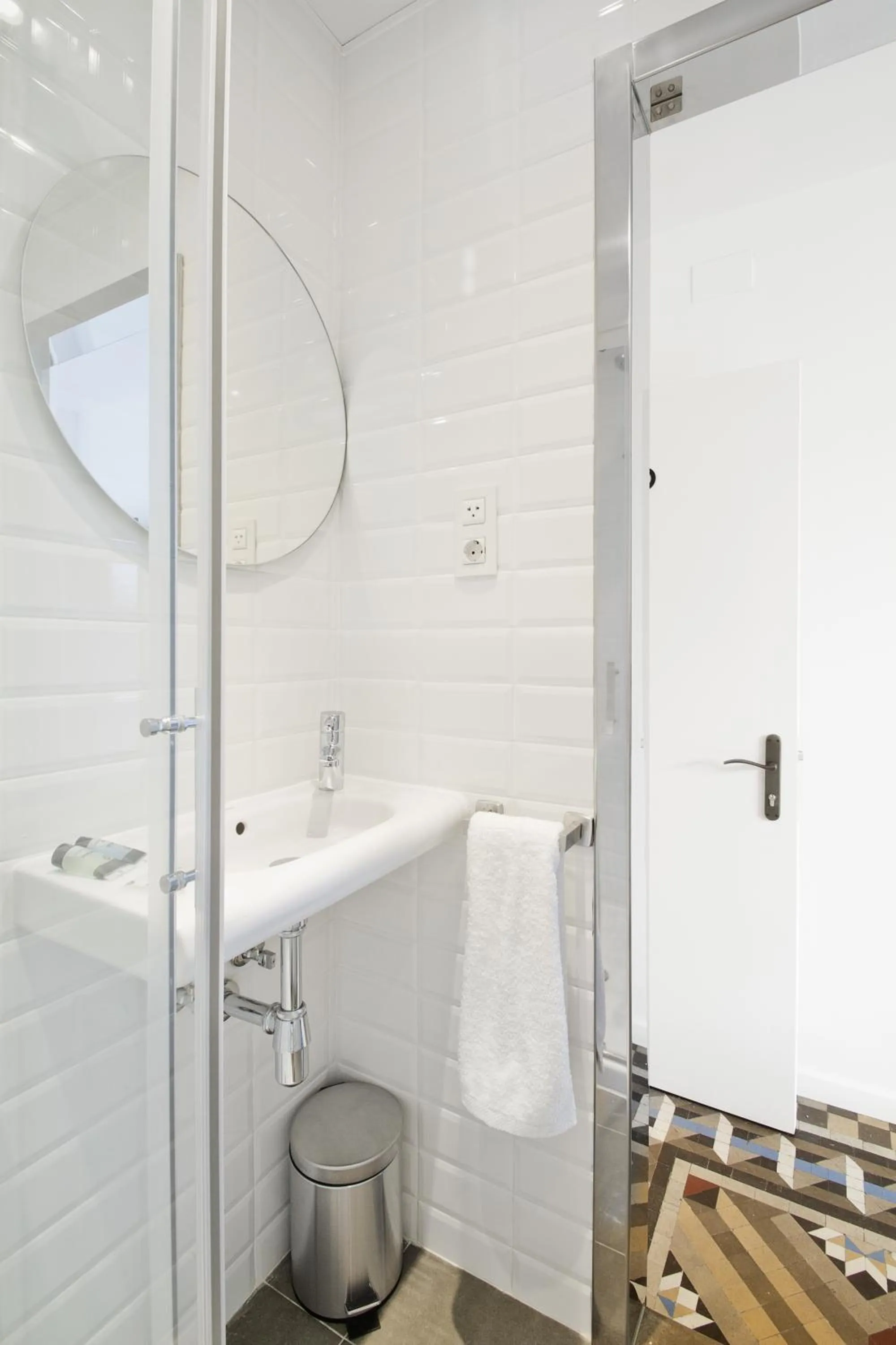 Shower in Som Nit Triomf