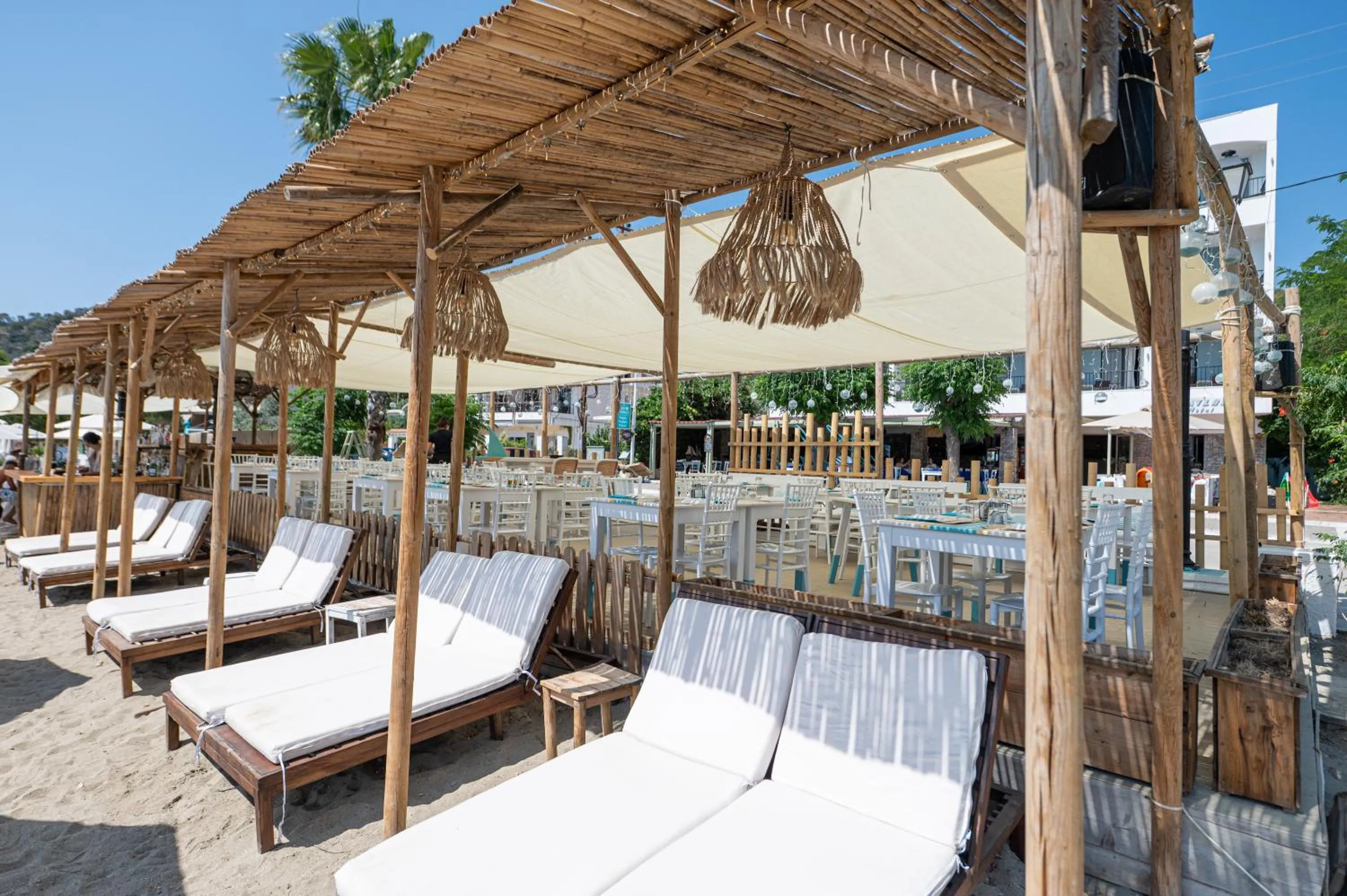 Restaurant/places to eat in Hotel Pavlou