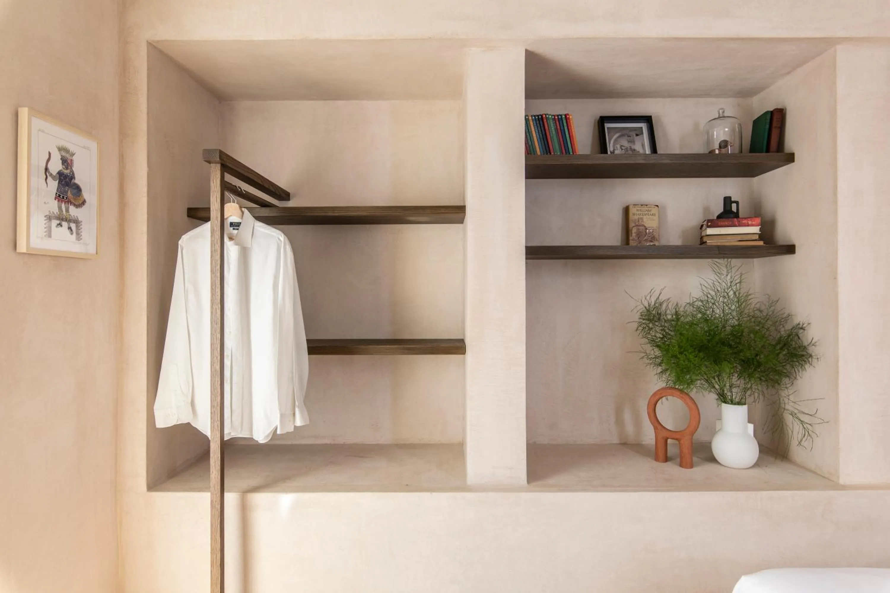 wardrobe in Monsieur Didot