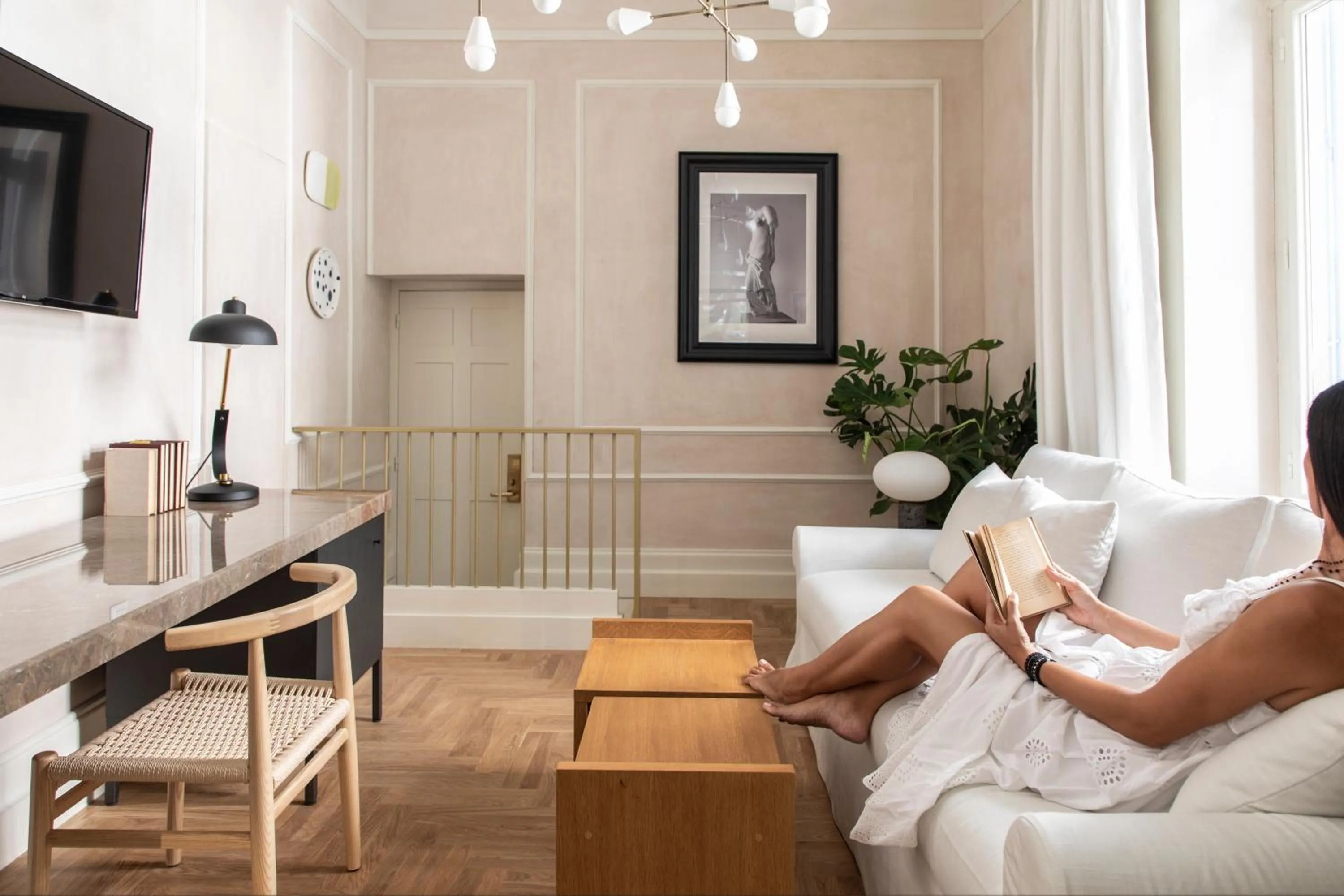 People in Monsieur Didot