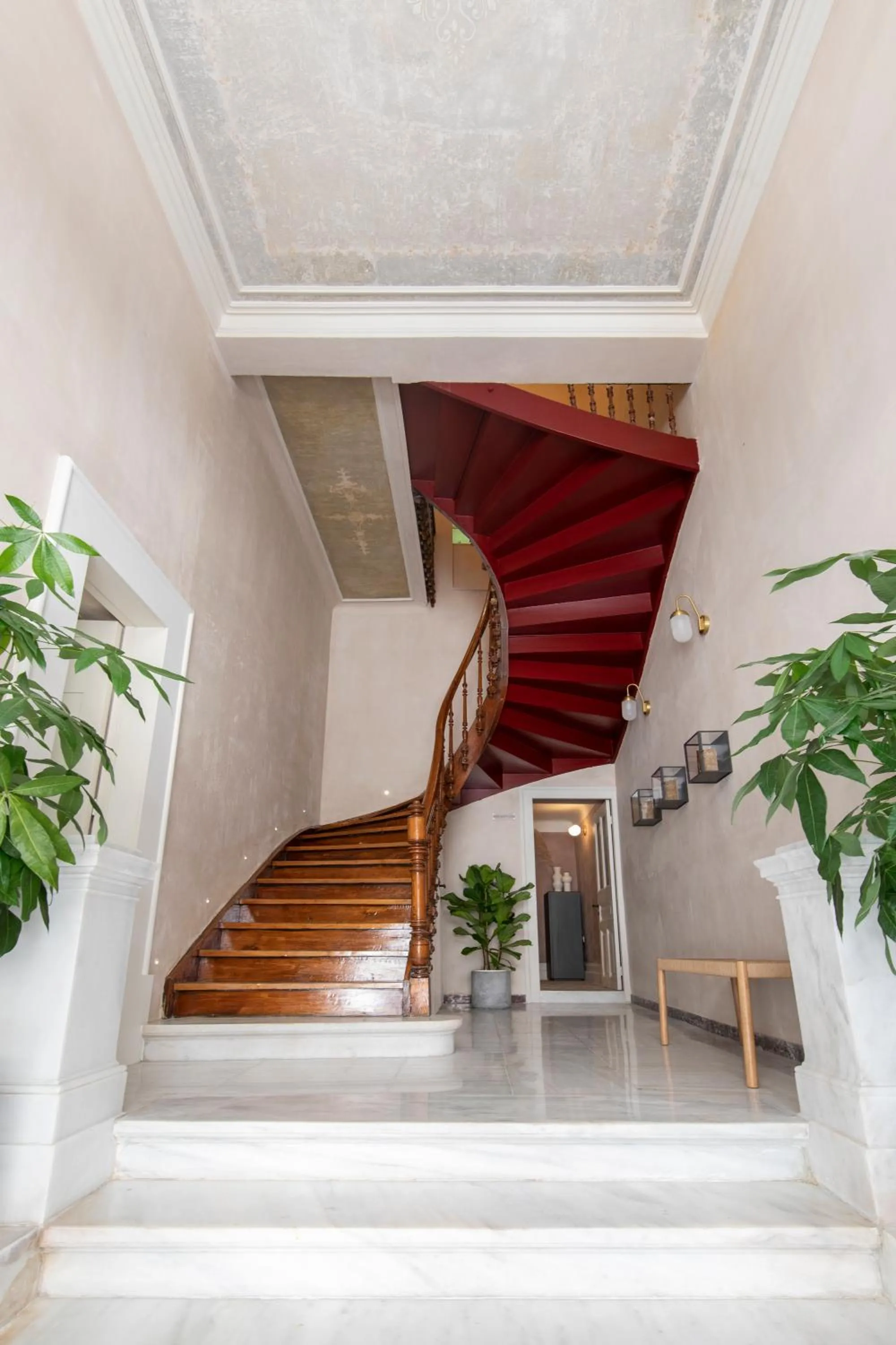 Facade/entrance in Monsieur Didot