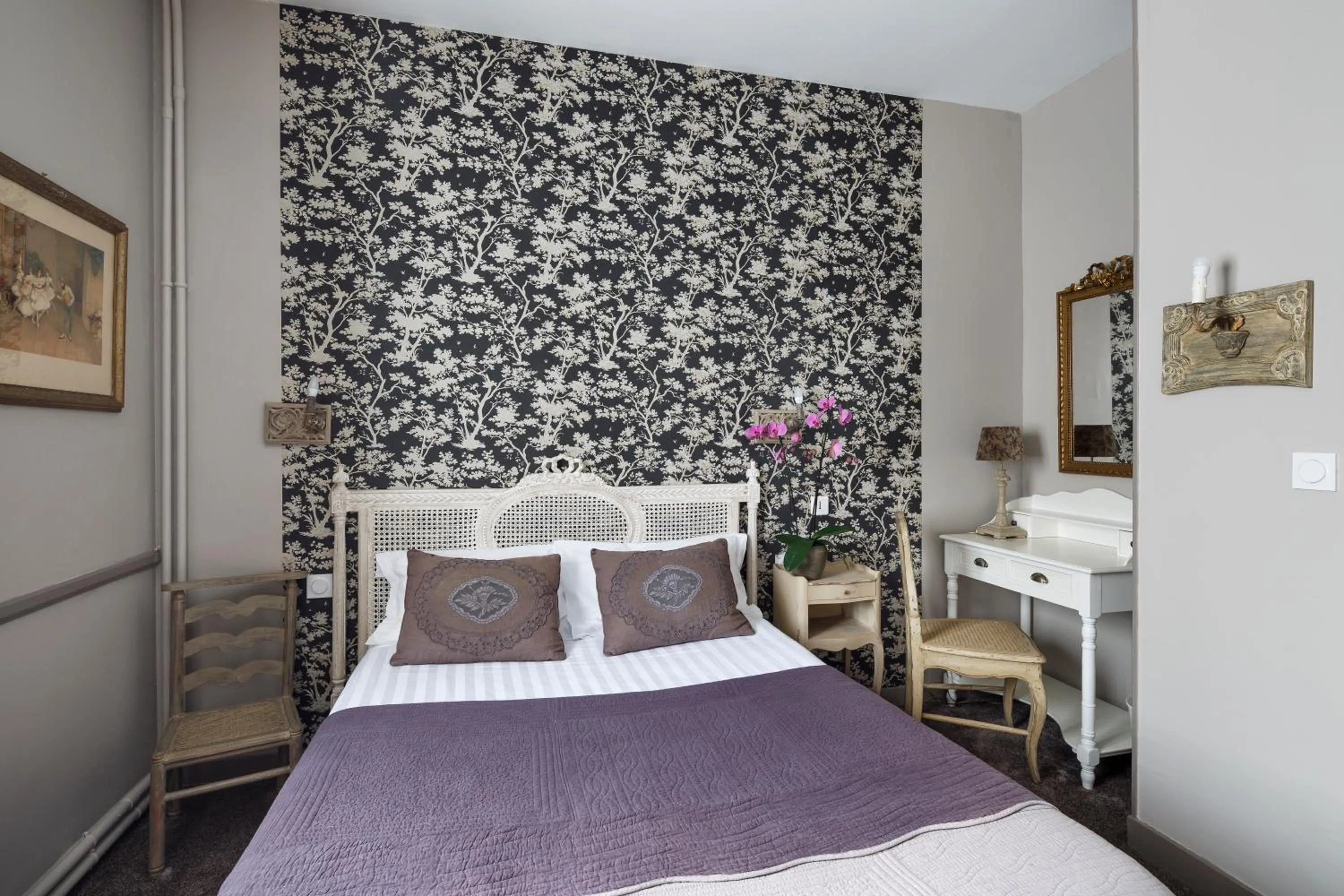 Bedroom, Bed in Logis Maison Vauban - Hotel St Malo