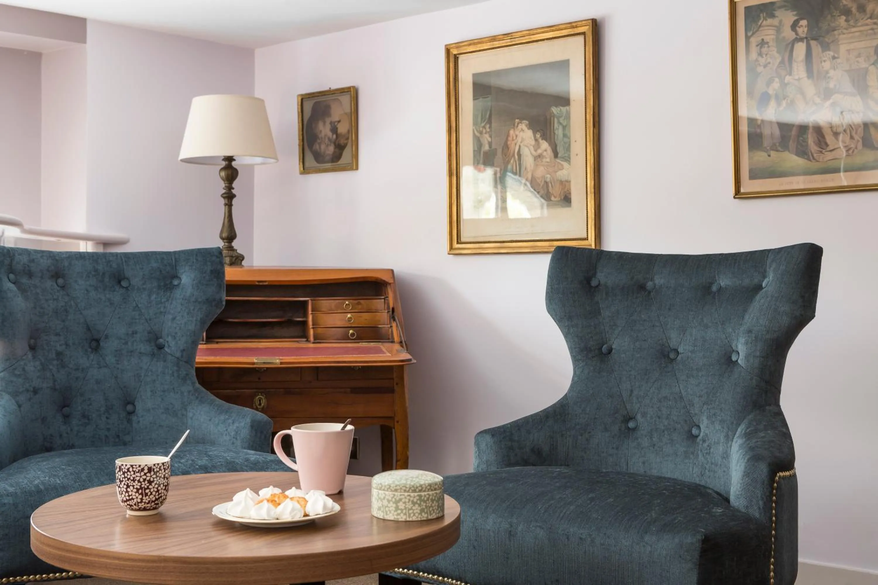 Lounge or bar in Logis Maison Vauban - Hotel St Malo