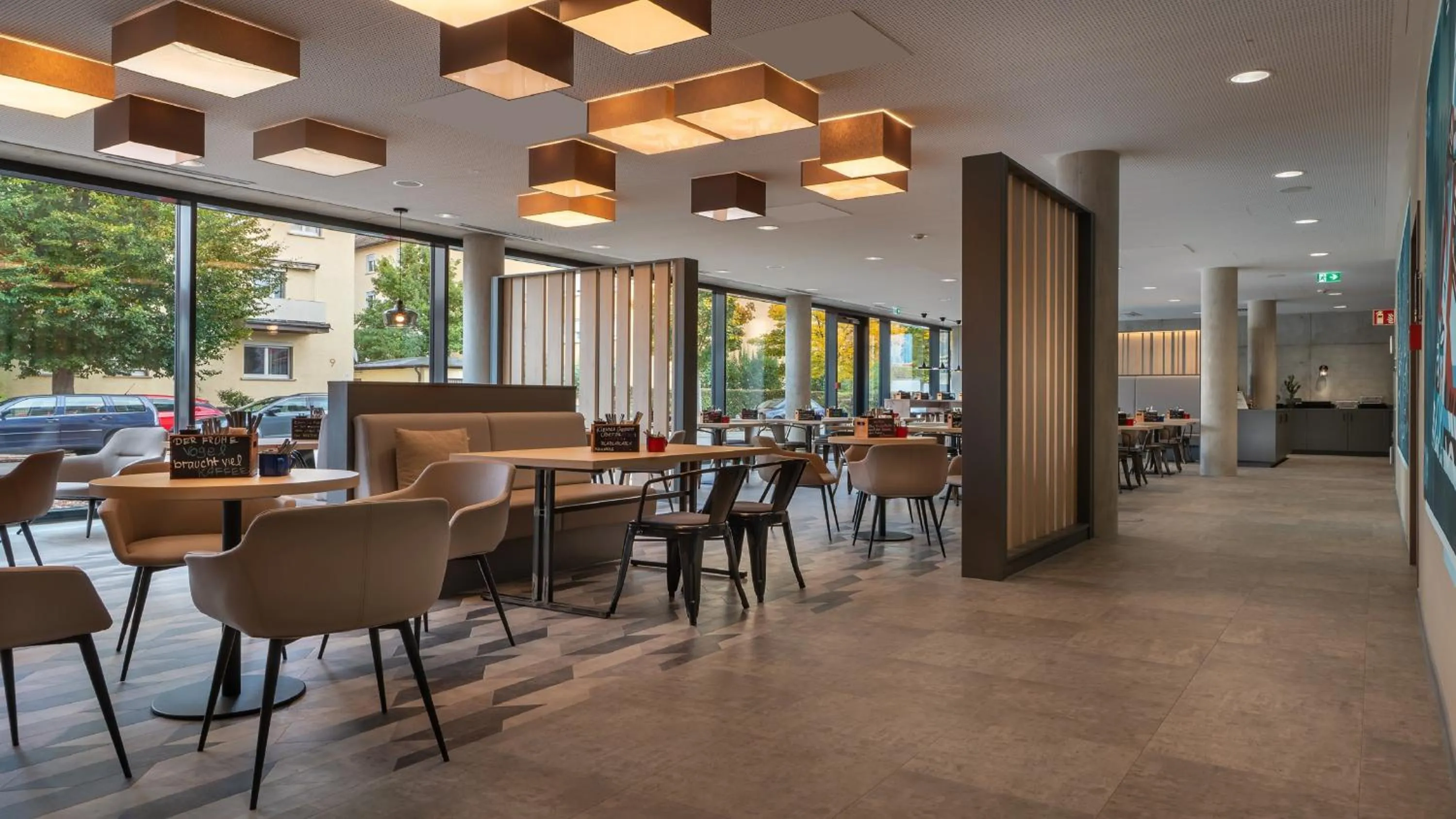 Breakfast in Holiday Inn - the niu, Timber Esslingen by IHG