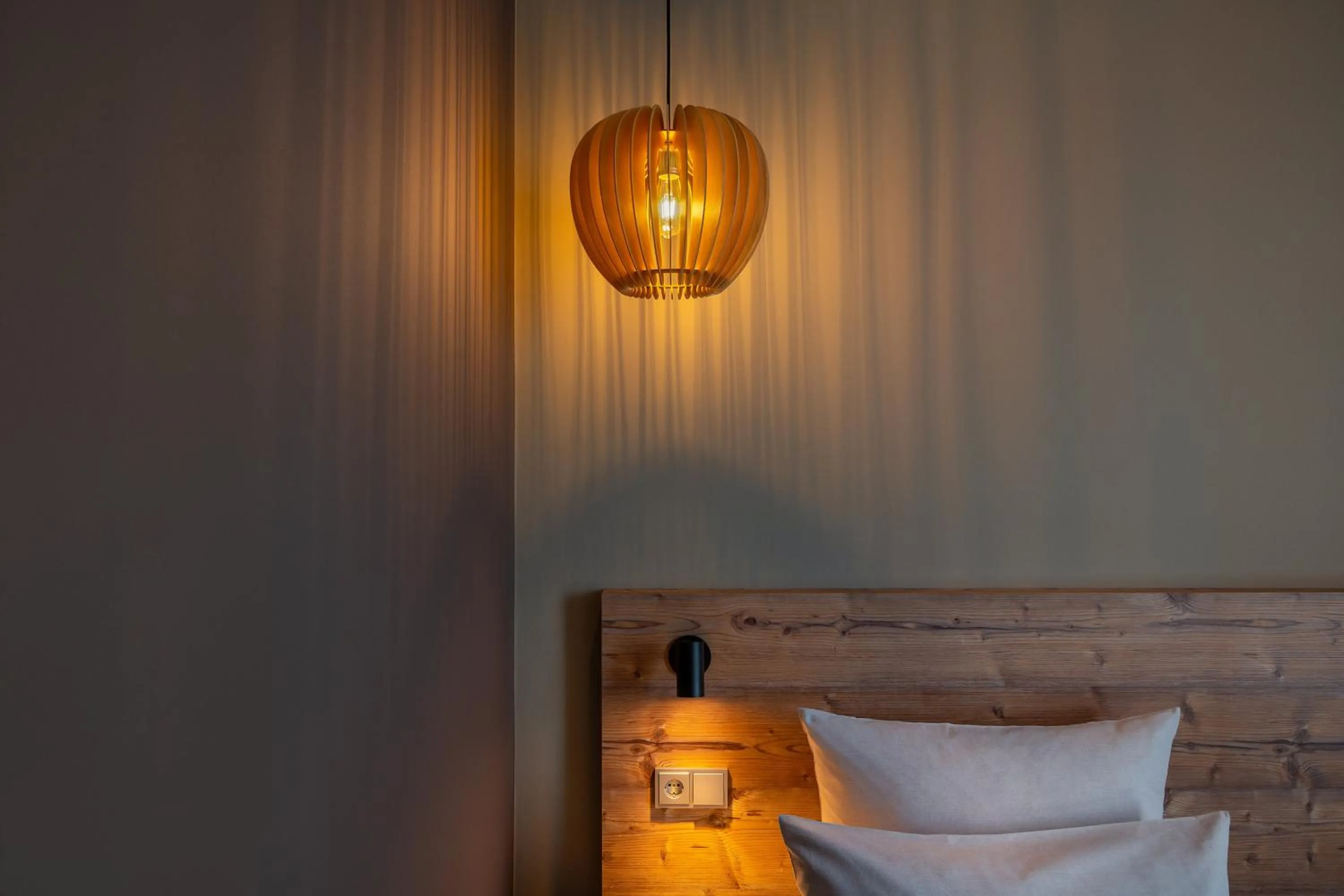 Lobby or reception, Bed in Holiday Inn - the niu, Timber Esslingen by IHG