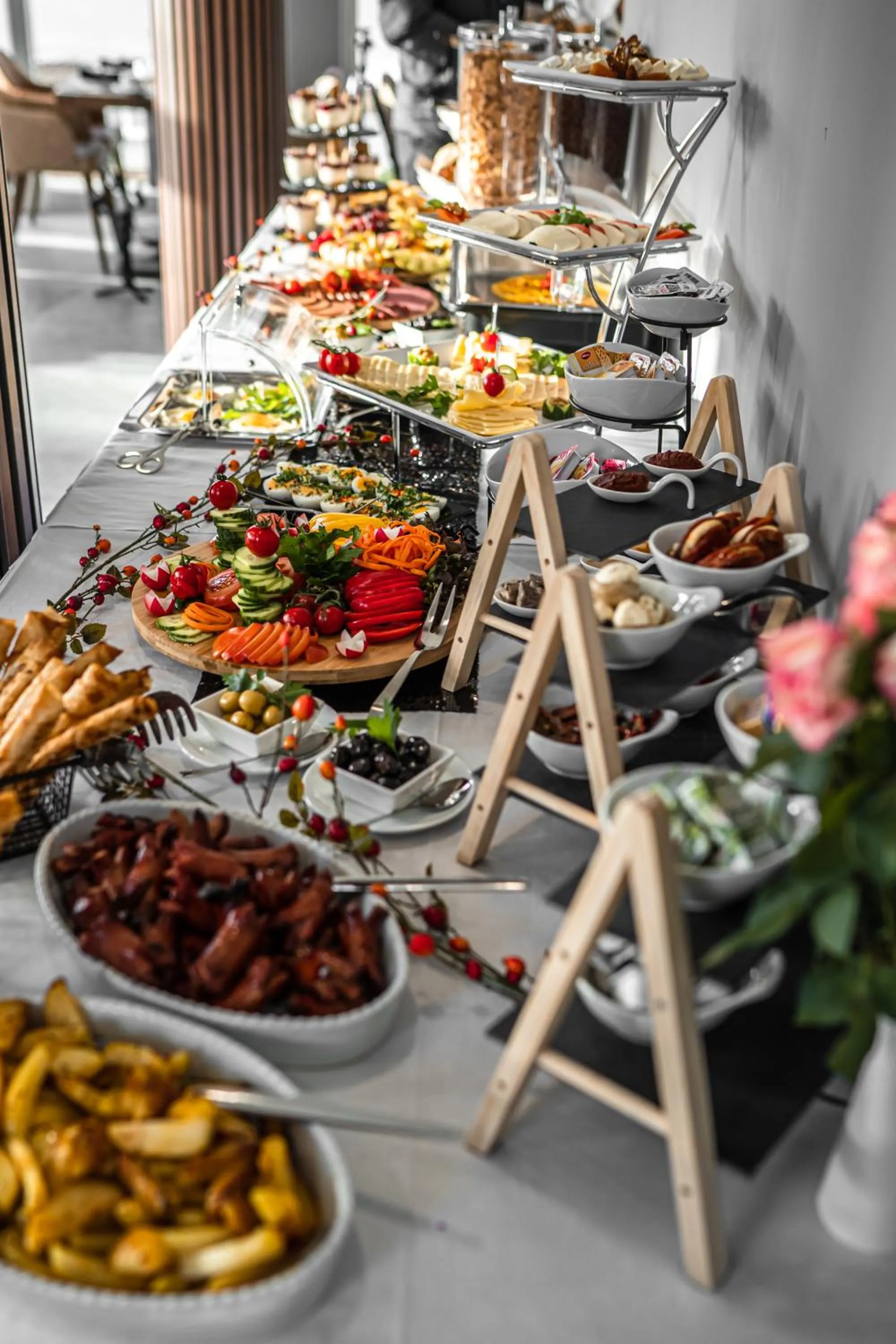 Breakfast in EE Hotel