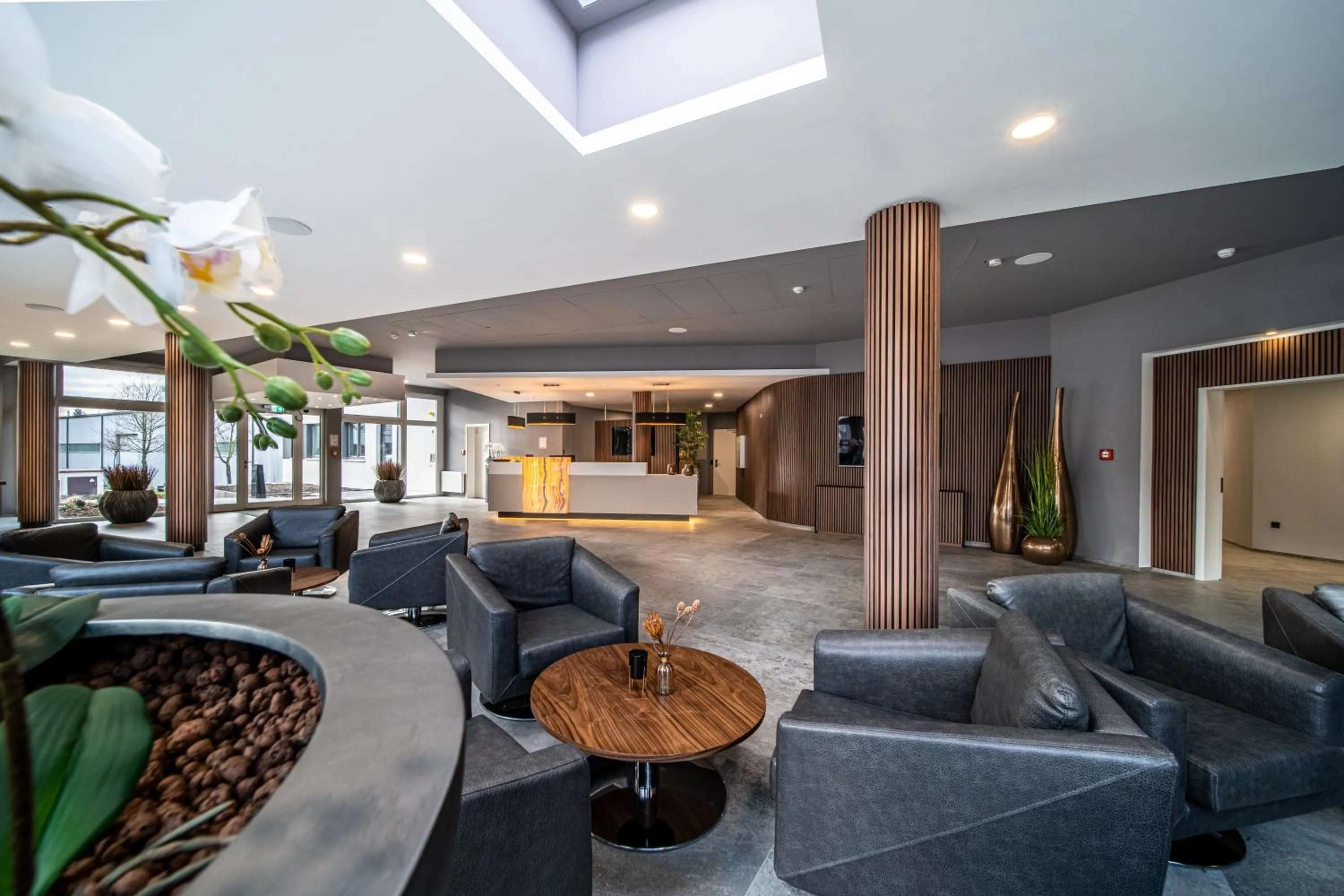 Lobby or reception in EE Hotel