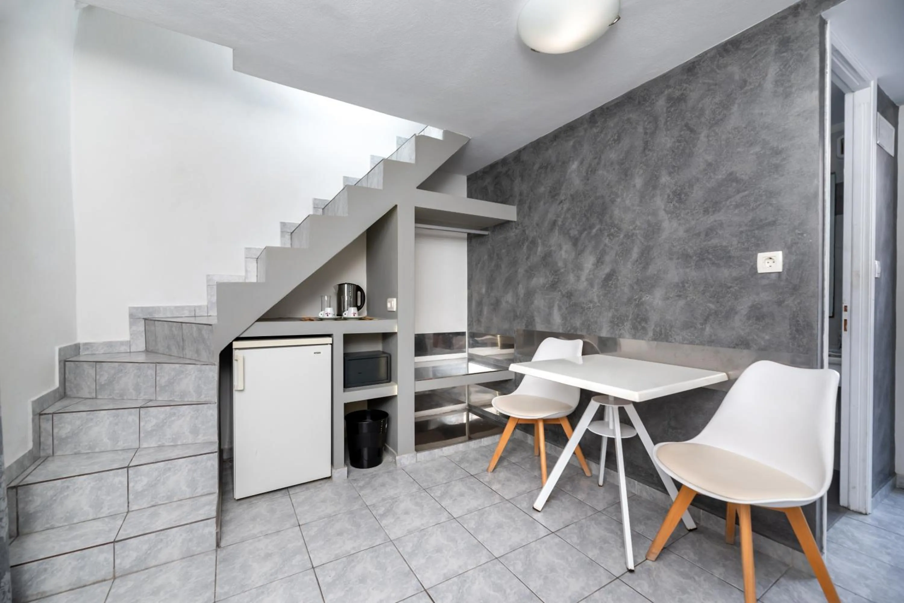 Photo of the whole room in Villa Anemomilos Perissa