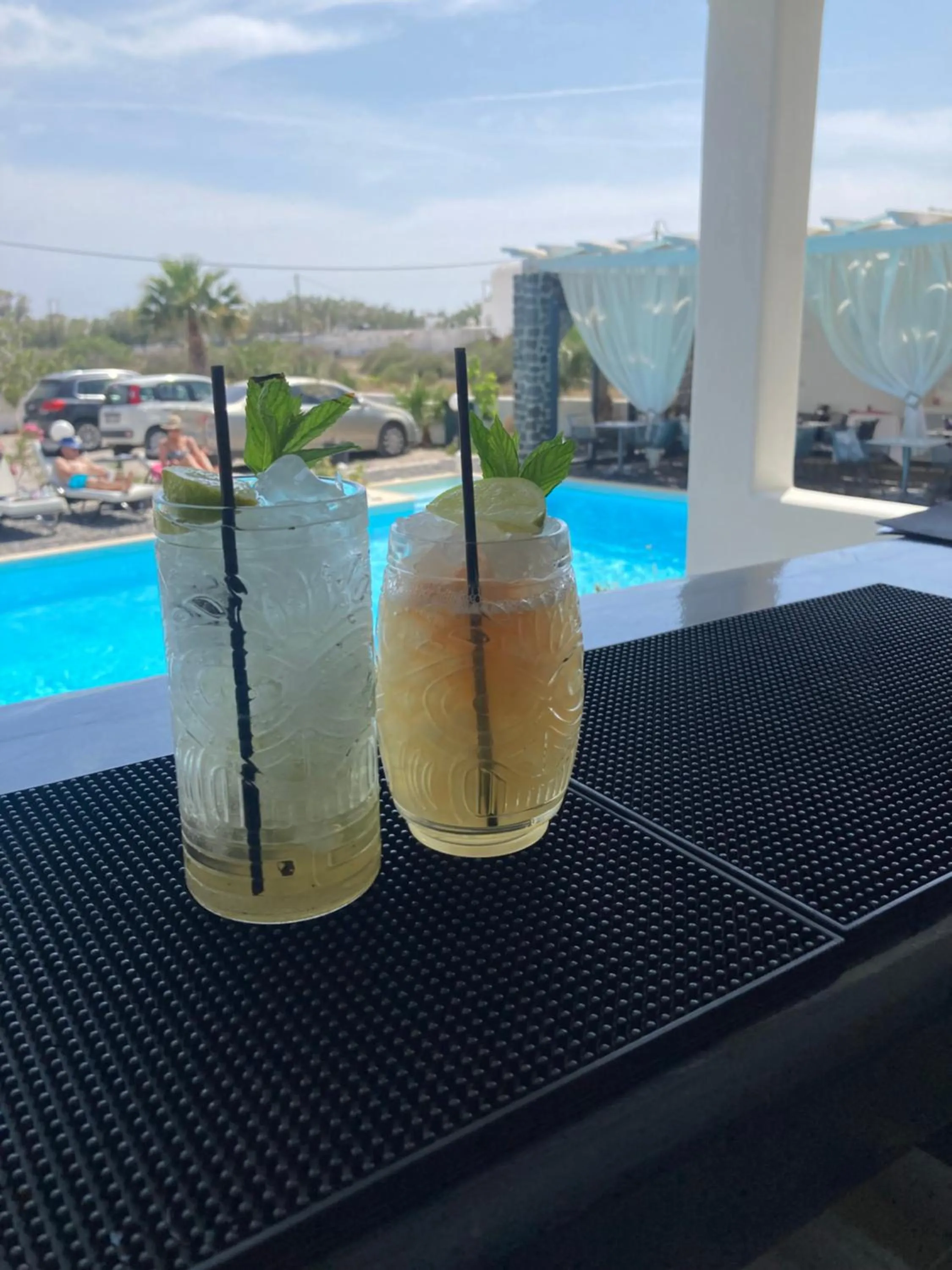 Lounge or bar in Villa Anemomilos Perissa