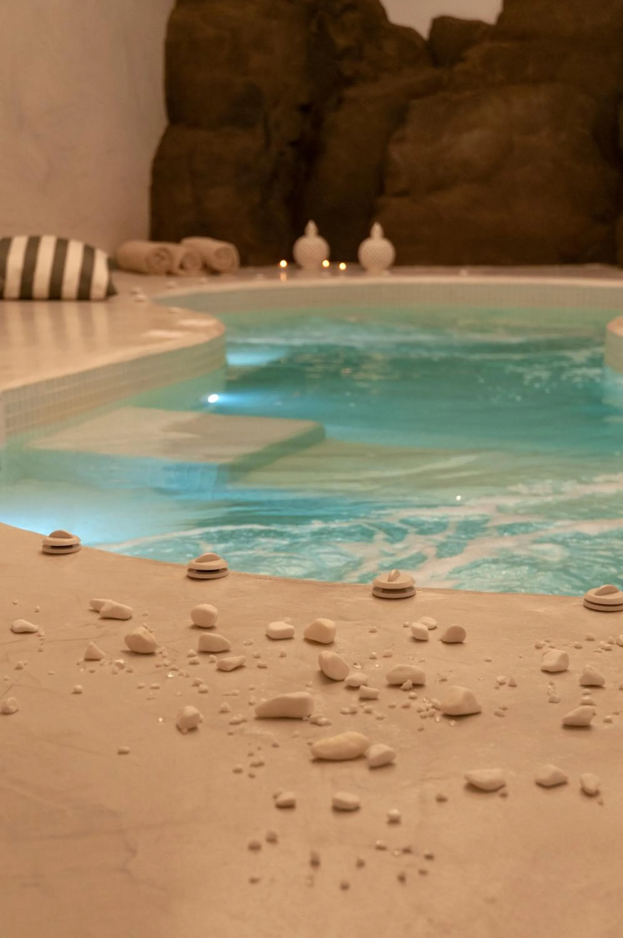 Spa and wellness centre/facilities in Acroterra Rosa Luxury Suites & Spa