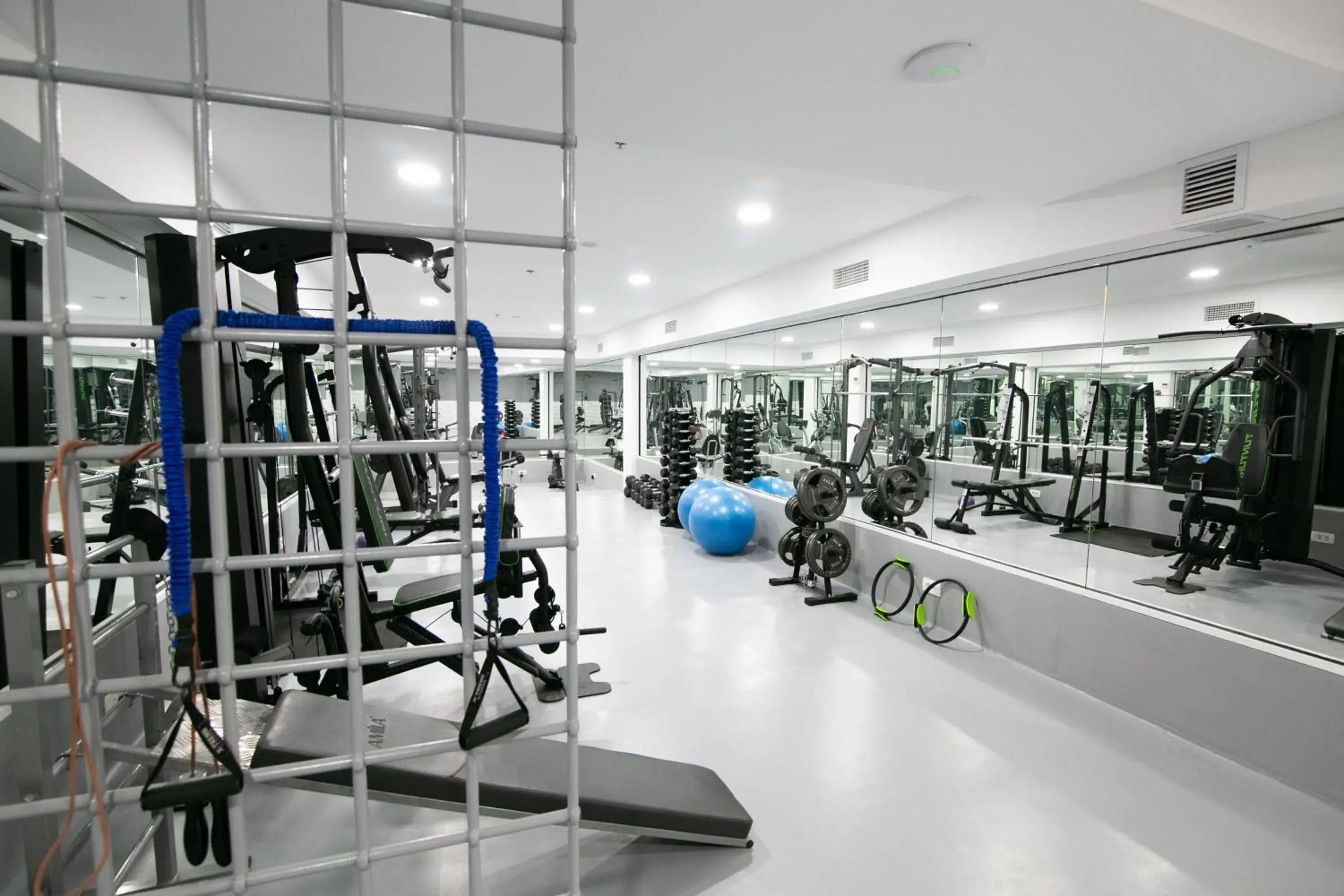 Fitness centre/facilities in Acroterra Rosa Luxury Suites & Spa Fitness centre/facilities in Acroterra Rosa Luxury Suites & Spa