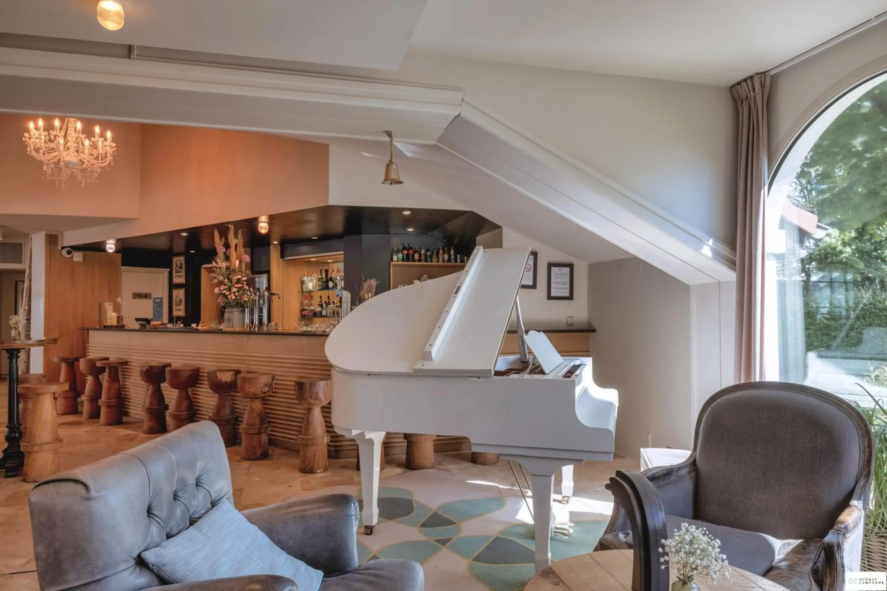 Lounge or bar in Demeures de Campagne Parc du Coudray - Barbizon Lounge or bar in Demeures de Campagne Parc du Coudray - Barbizon