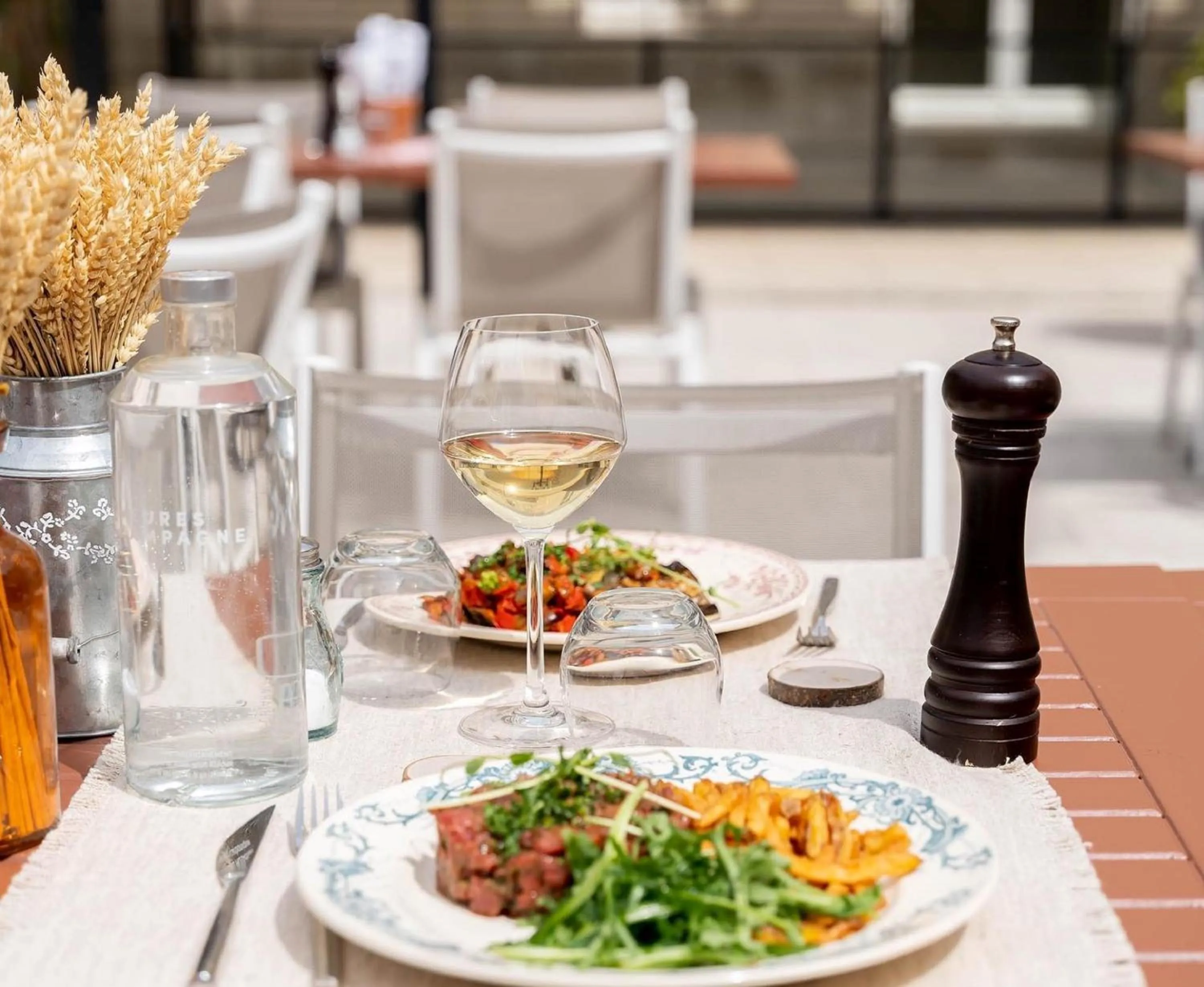 Food and drinks in Demeures de Campagne Domaine de Maffliers