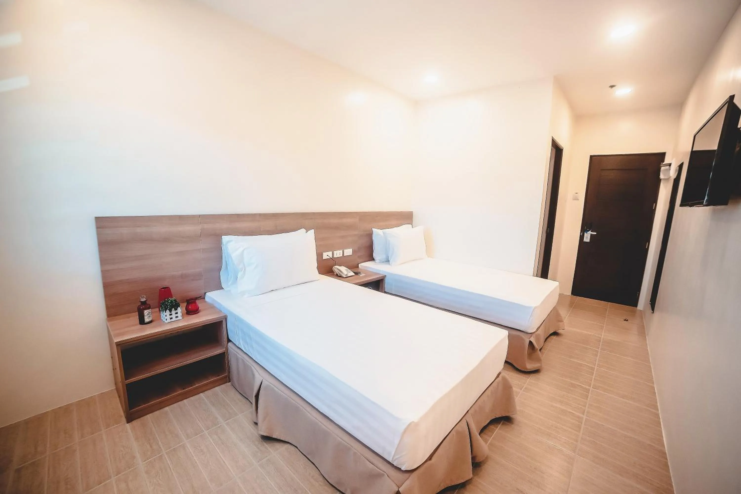 Bedroom, Bed in Trip Inn Legazpi City near Airport