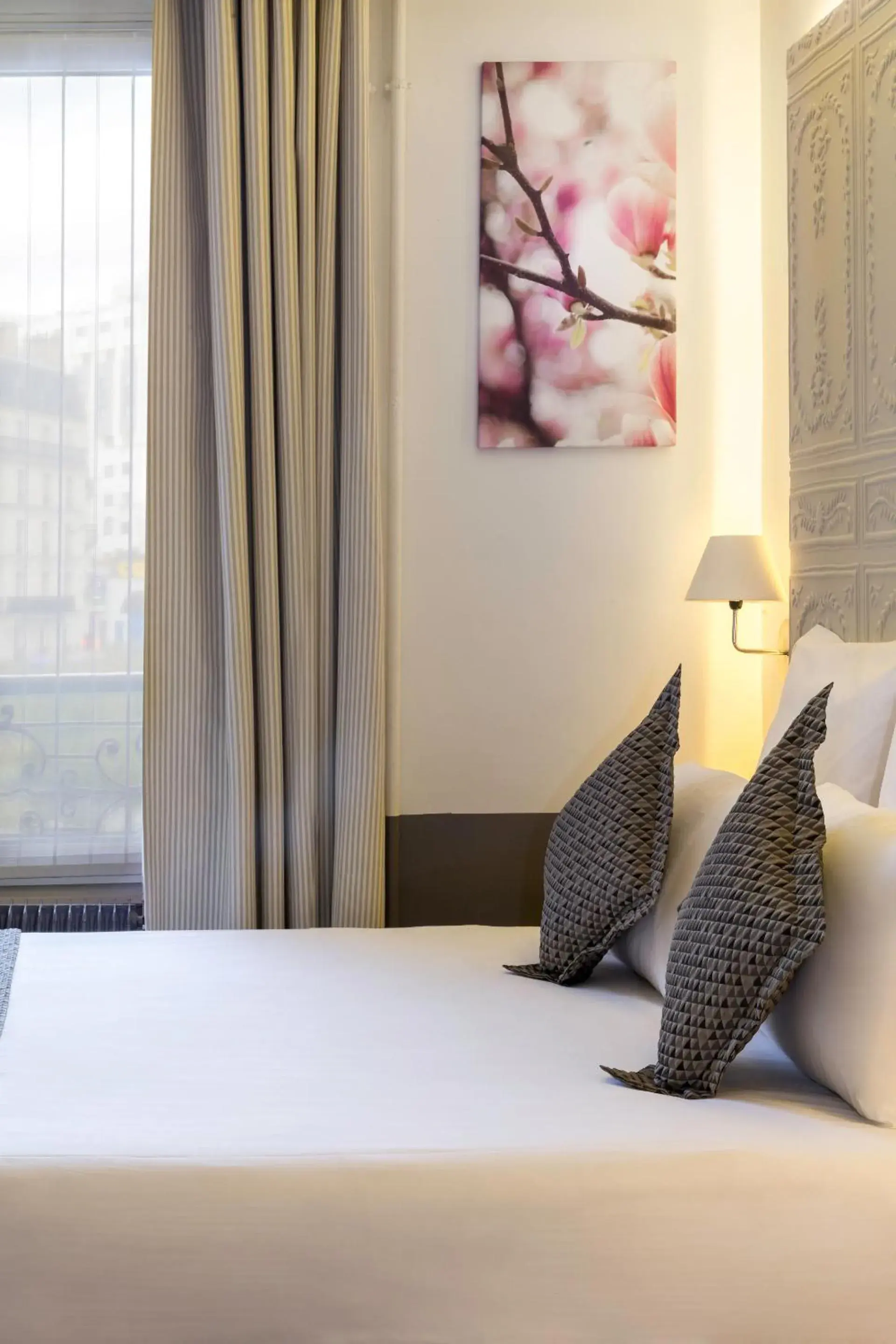 Day, Bed in Contact Hôtel Alizé Montmartre Day, Bed in Contact Hôtel Alizé Montmartre