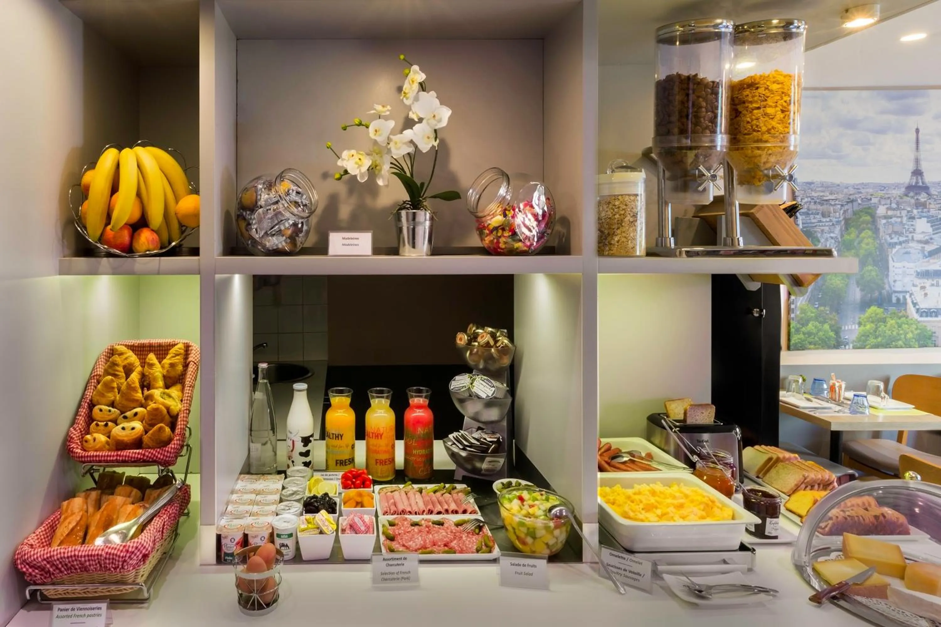 Breakfast in Contact Hôtel Alizé Montmartre