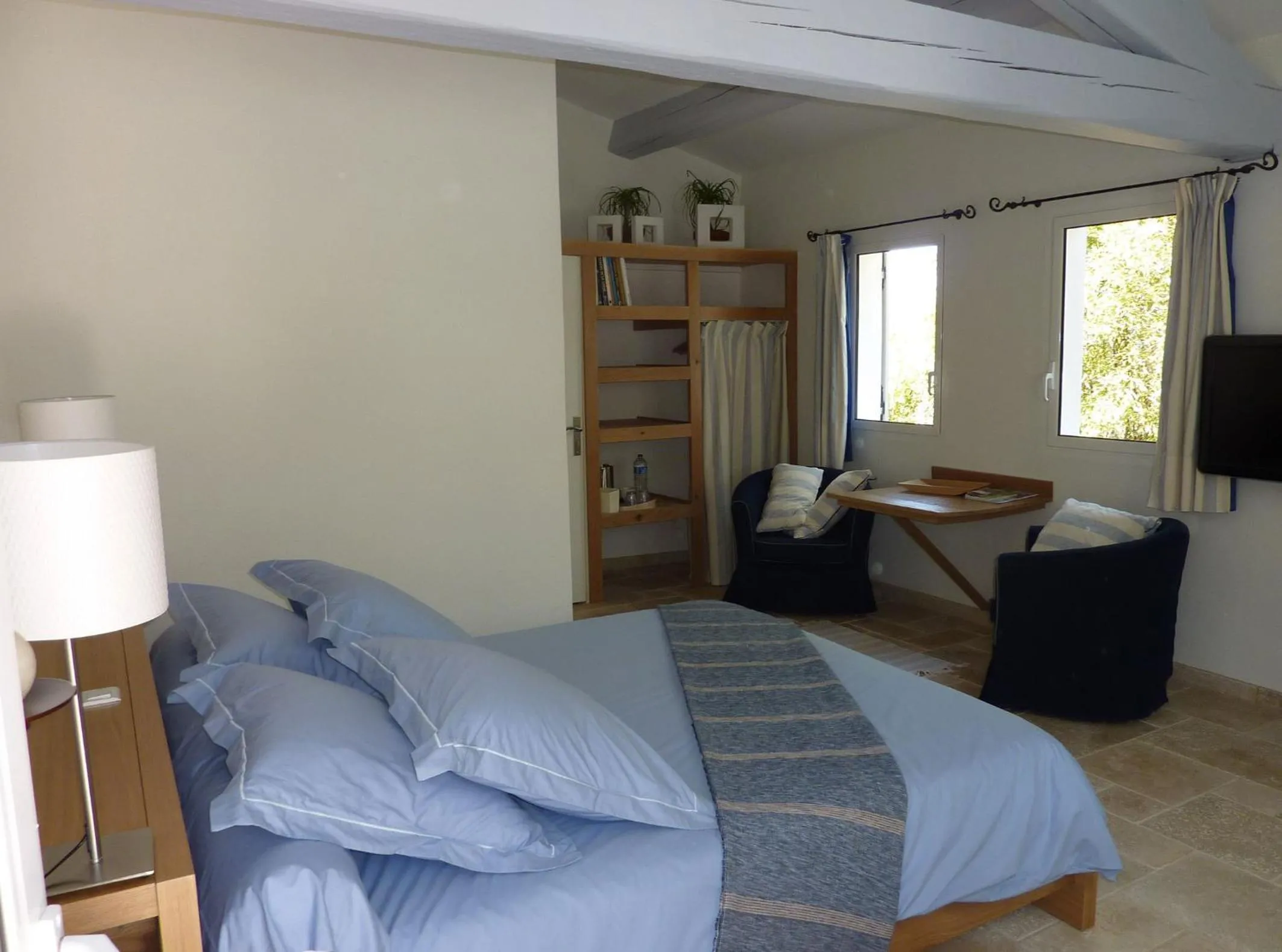 Coffee/tea facilities, Bed in Home6