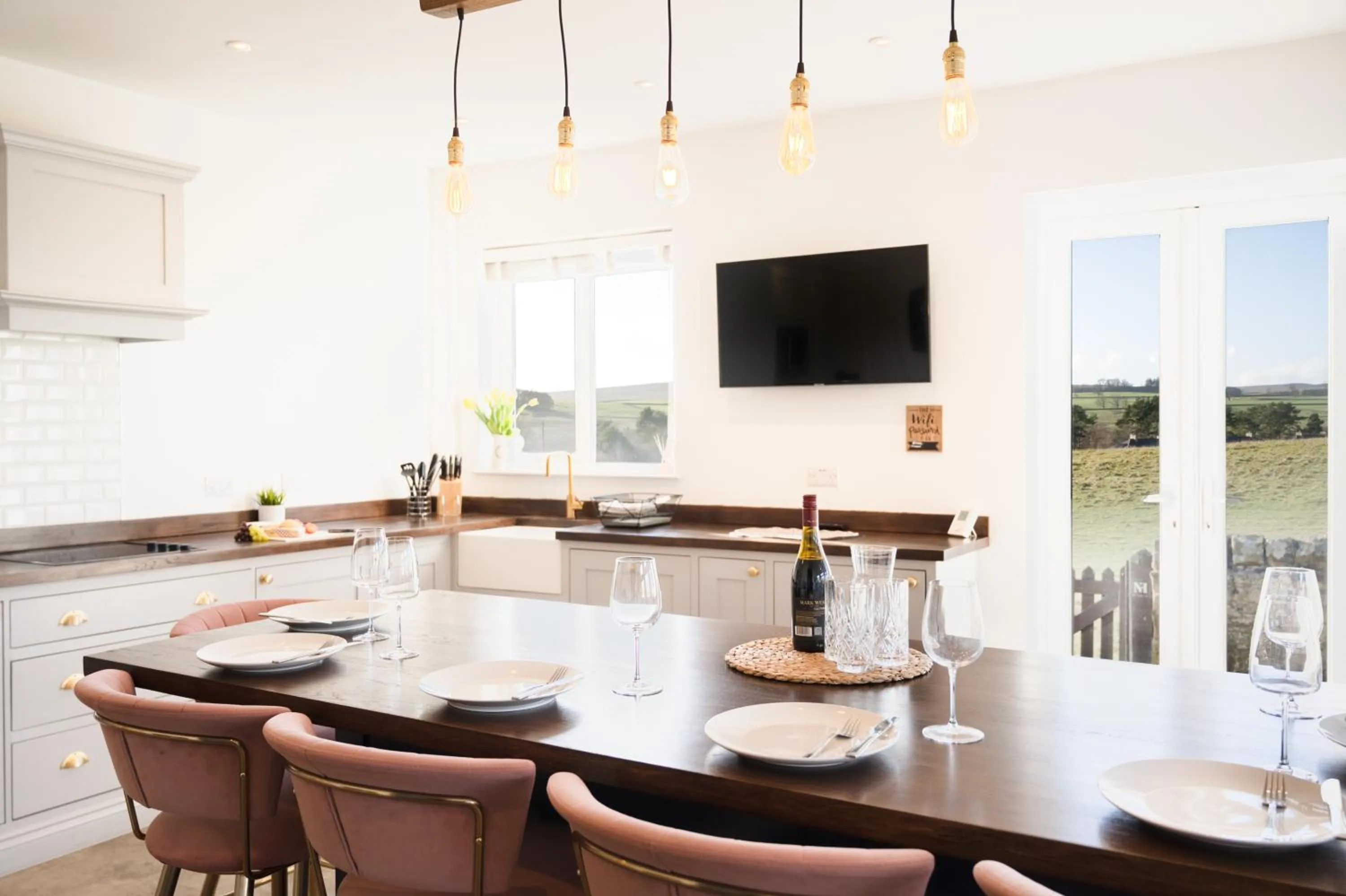 Kitchen or kitchenette in Northern Hideaways Sunnyside