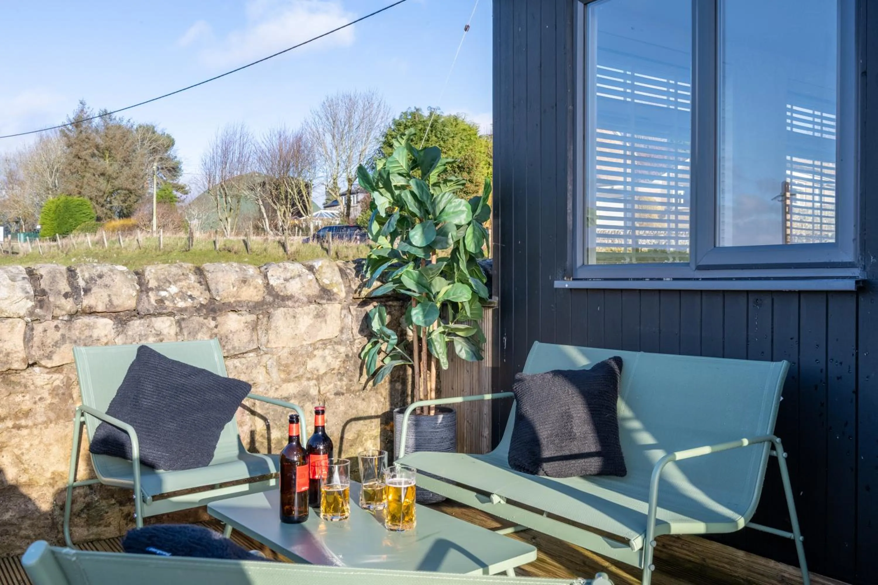 Seating area in Northern Hideaways Sunnyside