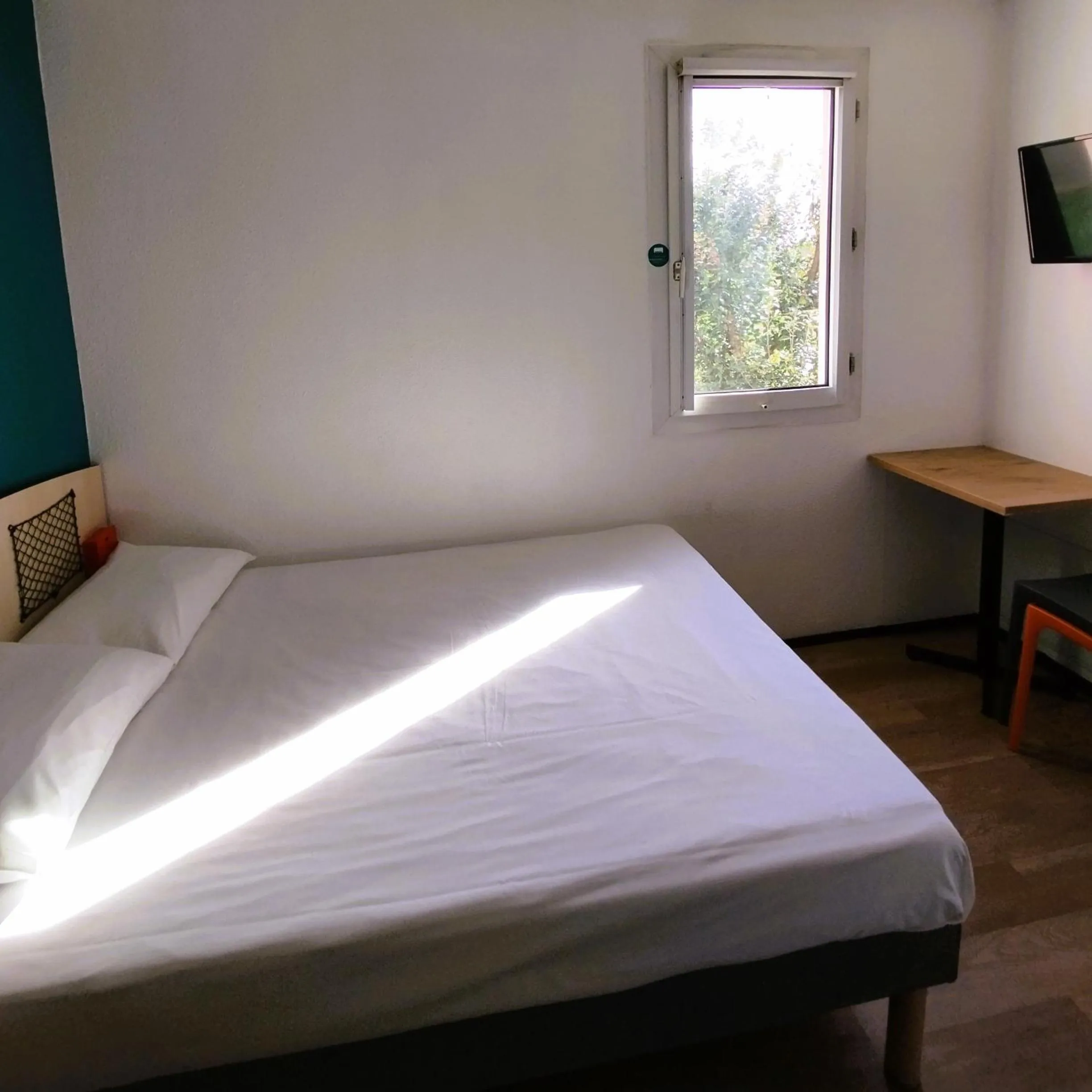 Bed in hotelF1 Lyon Bourgoin-Jallieu