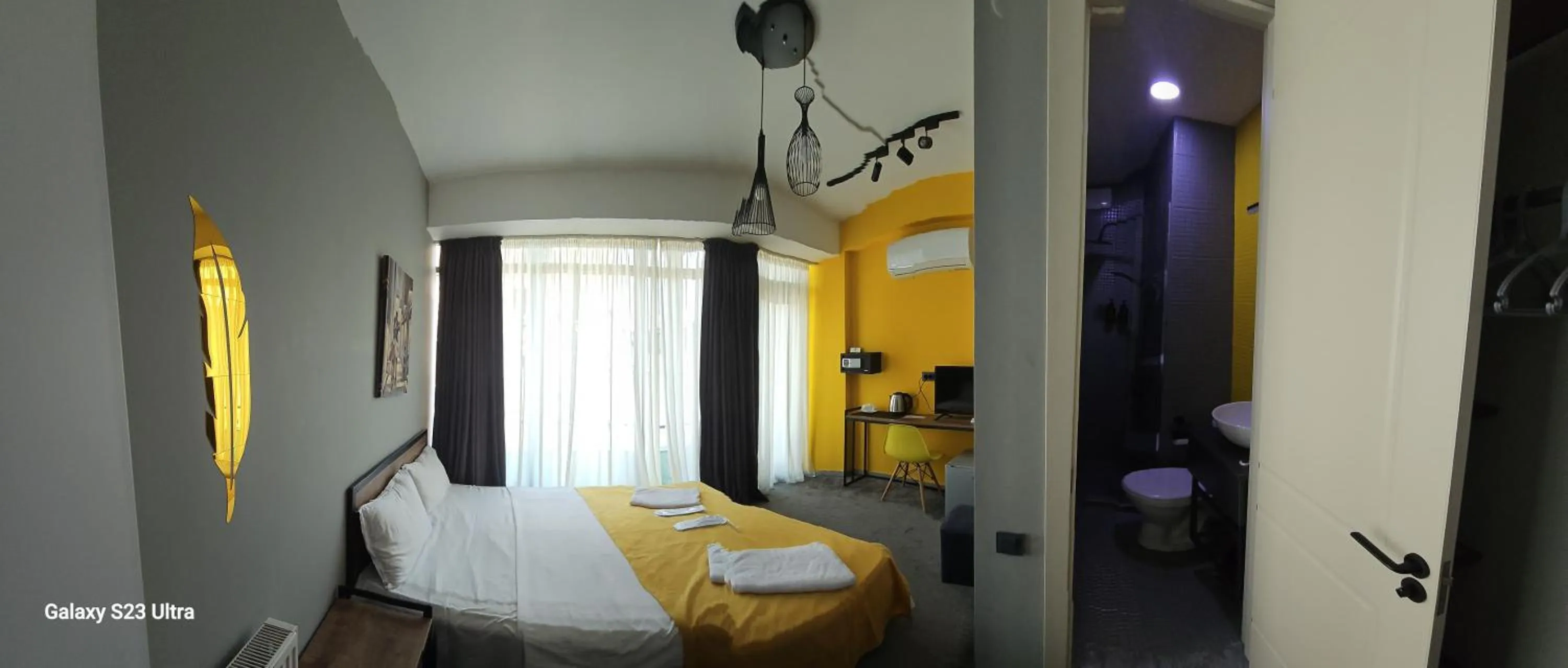 room service in Diuma Hotel