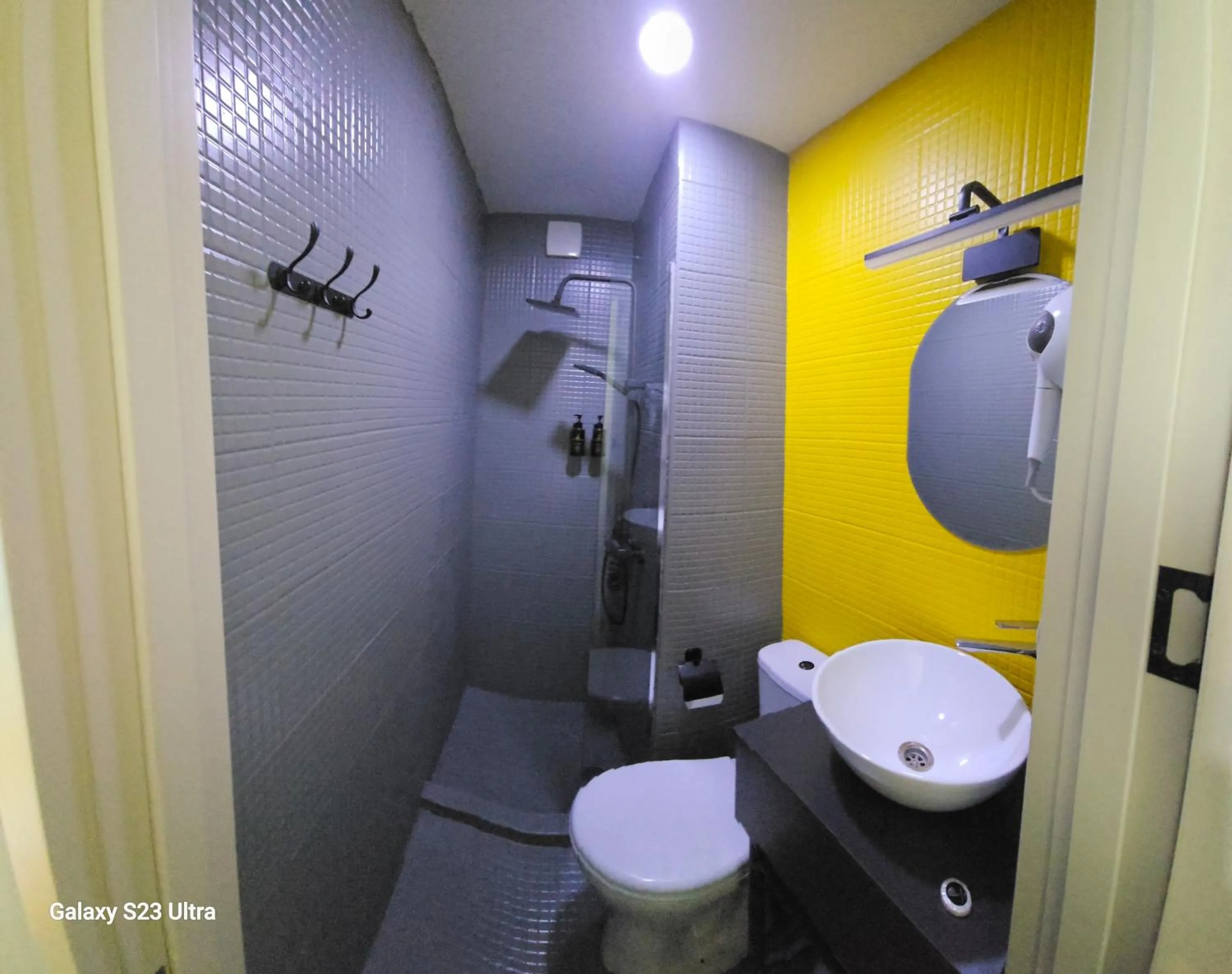 Bathroom in Diuma Hotel