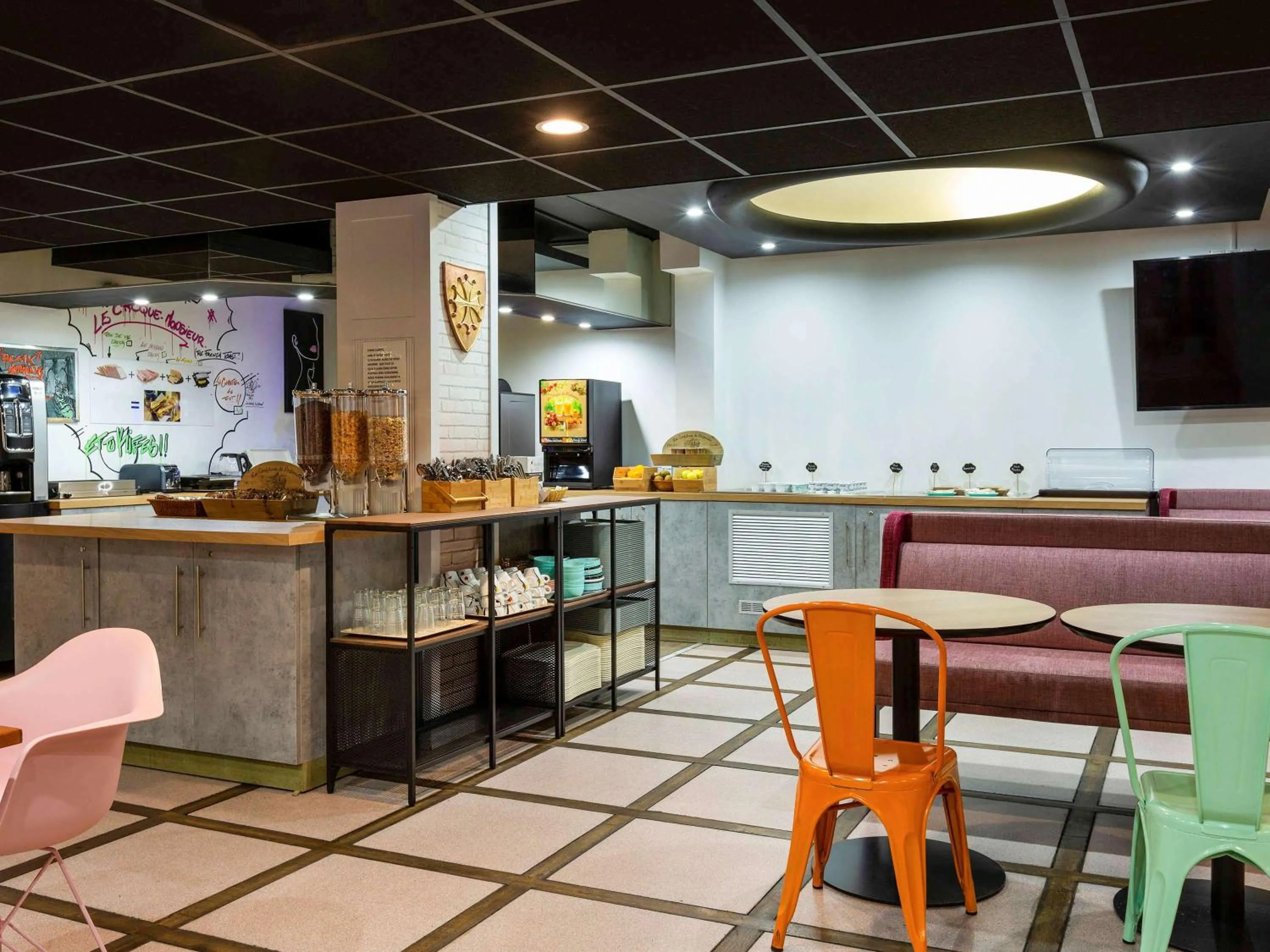 Restaurant/places to eat in Ibis Styles Toulouse Centre Canal du Midi
