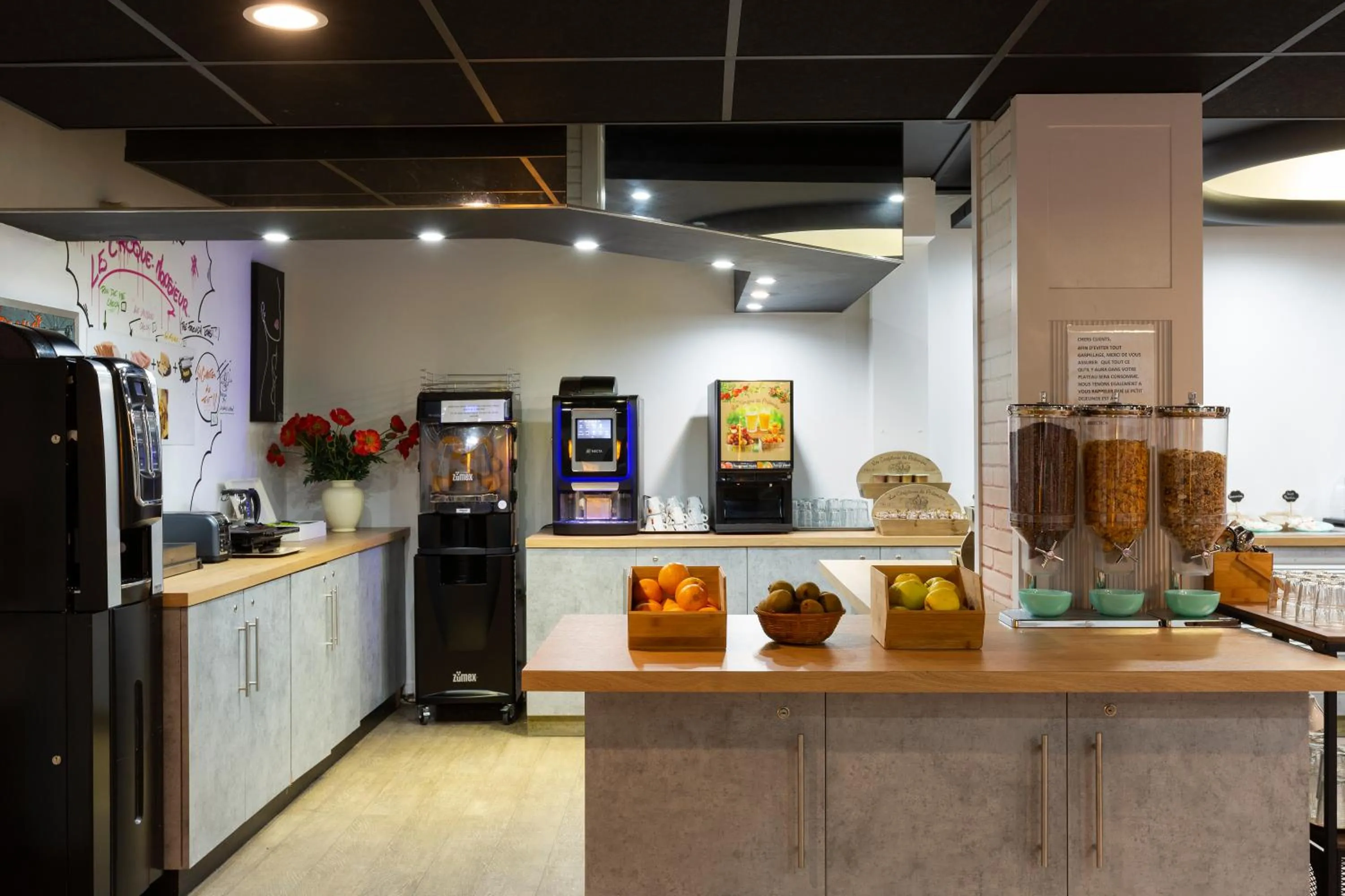 Restaurant/places to eat in Ibis Styles Toulouse Centre Canal du Midi